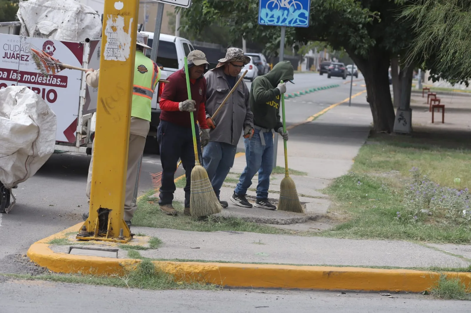 Cruzada del Cambio intensifica limpieza en avenidas principales de Ciudad Juárez - imagen 6