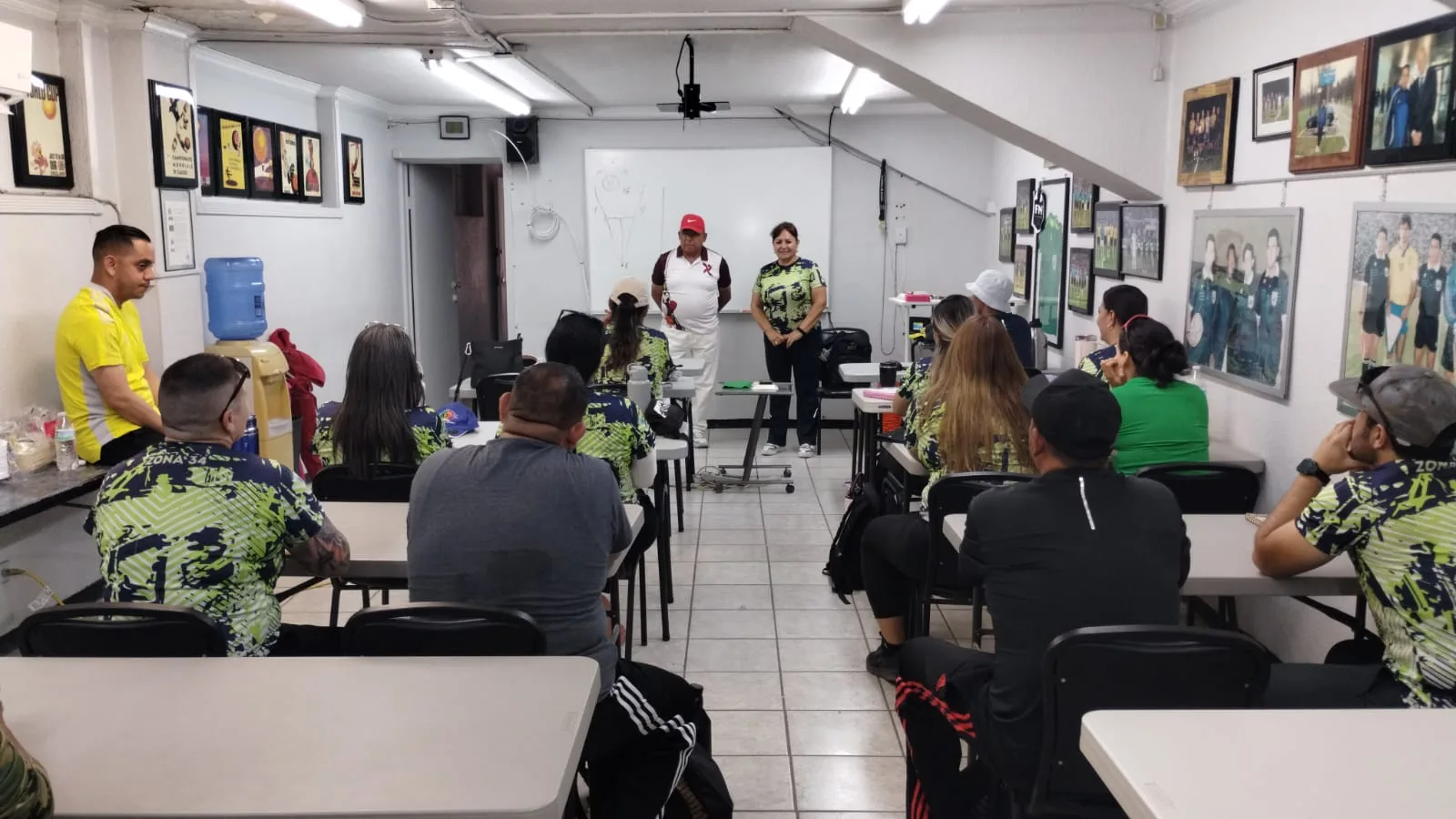 Inicia clínica de atletismo para capacitar a maestros de primaria en Ciudad Juárez - imagen 4