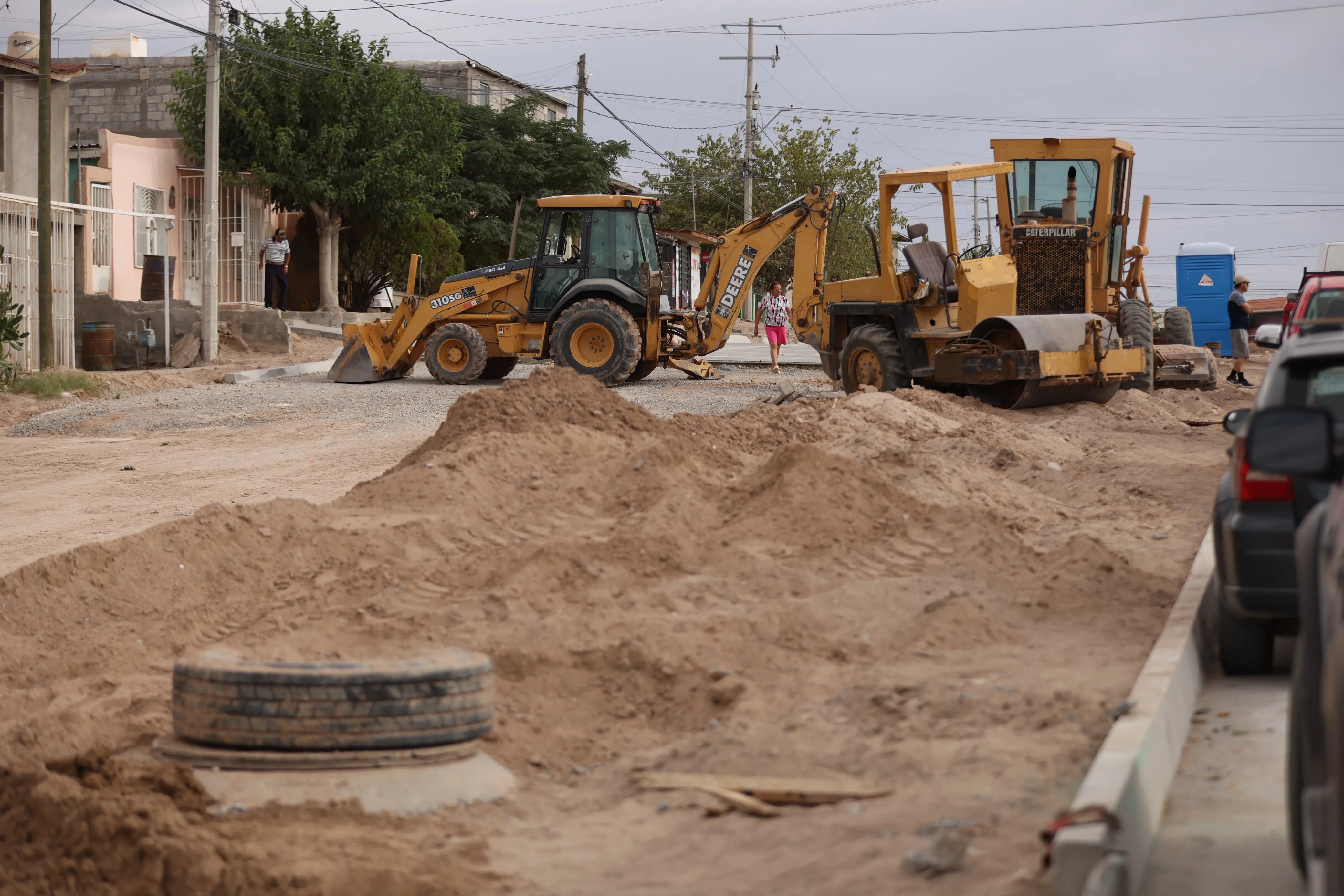 Avanzan obras de pavimentación en colonias Universidad y Lucio Blanco con inversión municipal y vecinal - imagen 2