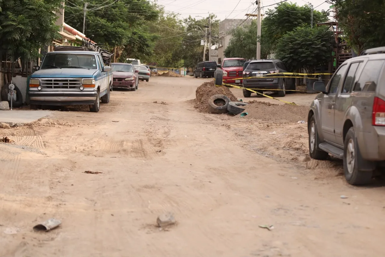 Avanzan obras de pavimentación en colonias Universidad y Lucio Blanco con inversión municipal y vecinal - imagen 16