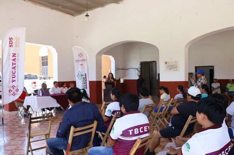 Renacimiento Verde impulsa reforestación con entrega de 2,000 árboles nativos en Tepakán, Yucatán - imagen 4
