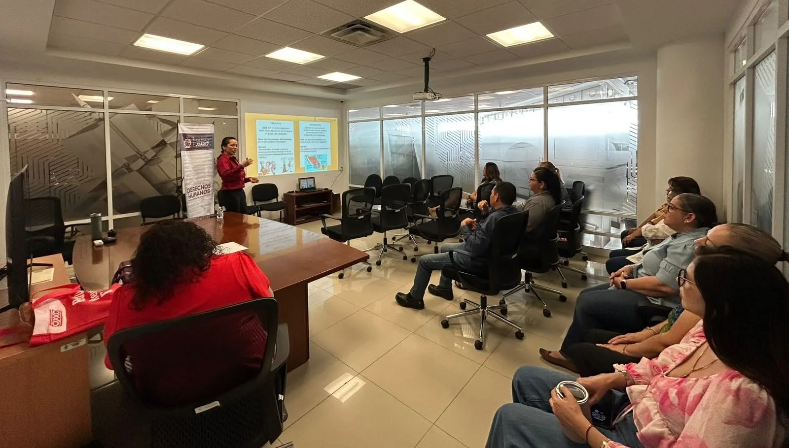 Personal de Desarrollo Urbano recibe capacitación sobre no discriminación y grupos vulnerables - imagen 1