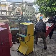 FGR asegura 12 máquinas tragamonedas en cateo en Cerro Azul, Veracruz - imagen 3