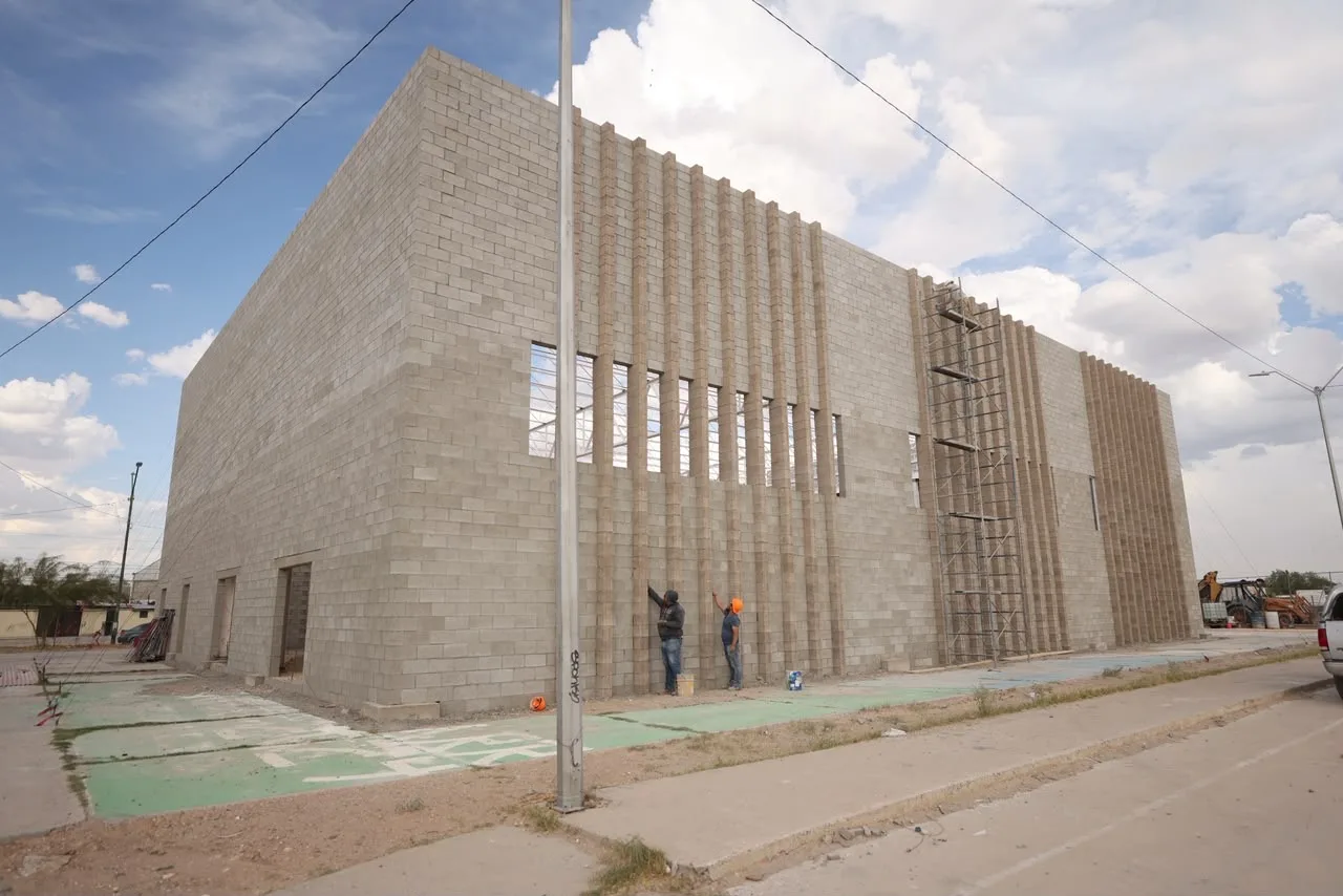 Avanza construcción del gimnasio municipal en Deportivo Salvarcar de Ciudad Juárez - imagen 10