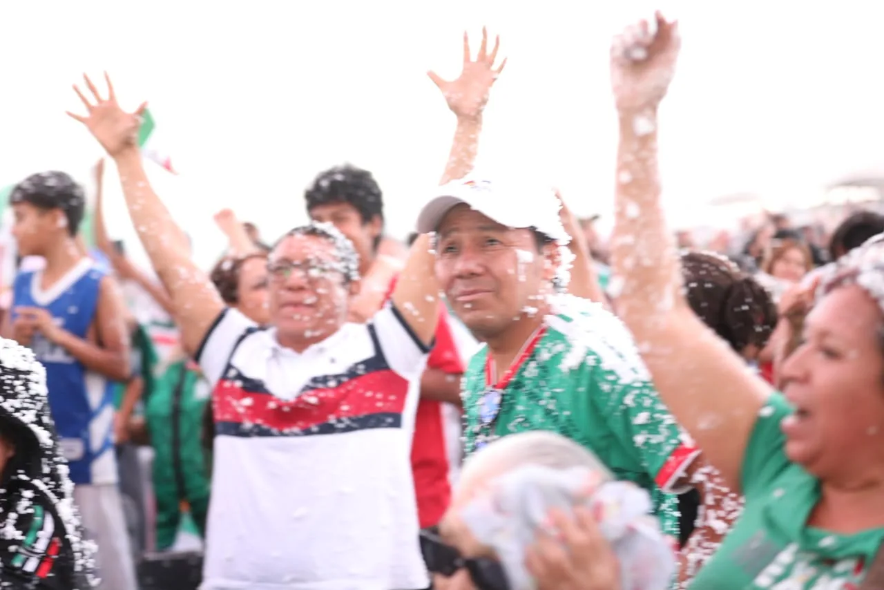 Alcalde de Ciudad Juárez asiste al Estadio 8 de Diciembre para ver el partido México vs Ecuador en el Mundial 2026 - imagen 4