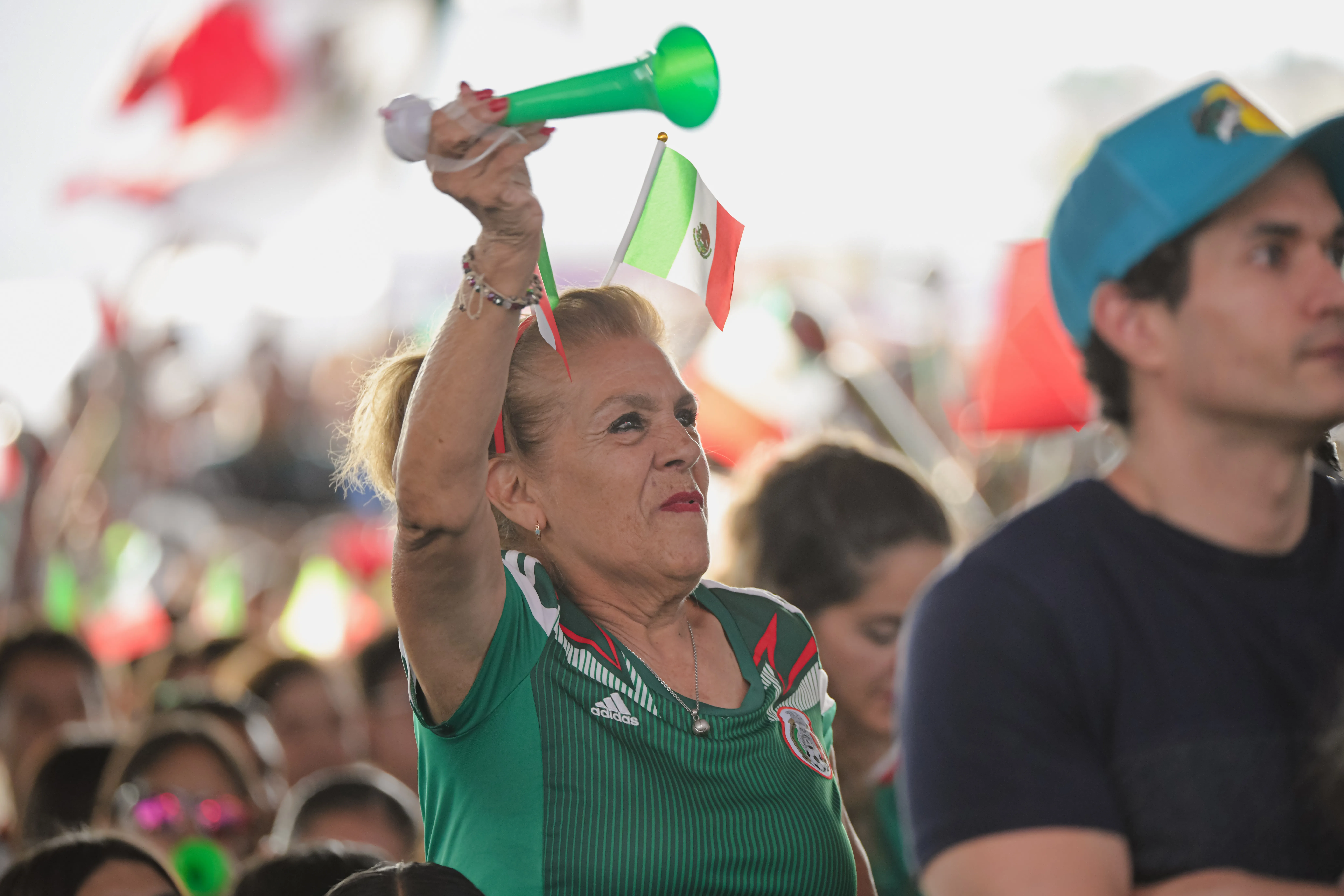 Chihuahuenses siguen la victoria de México sobre Ecuador en la Fiesta Mundialista 2026 - imagen 5
