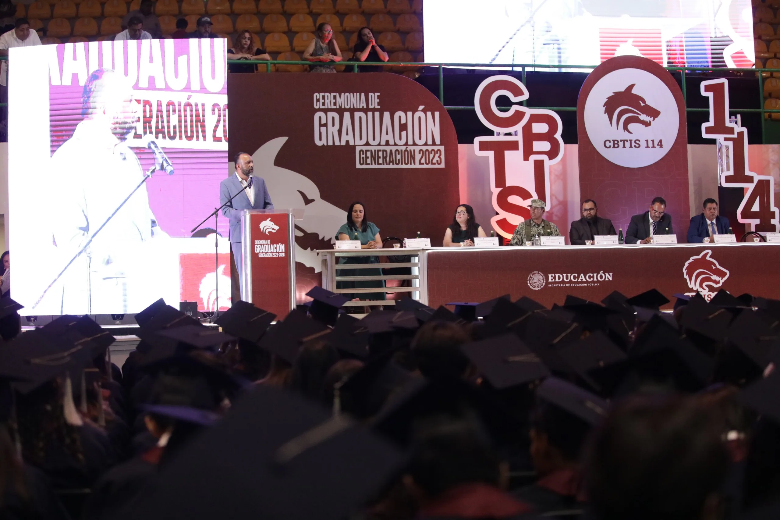 Graduación de 822 estudiantes del CBTIS 114 en Ciudad Juárez destaca compromiso educativo - imagen 18