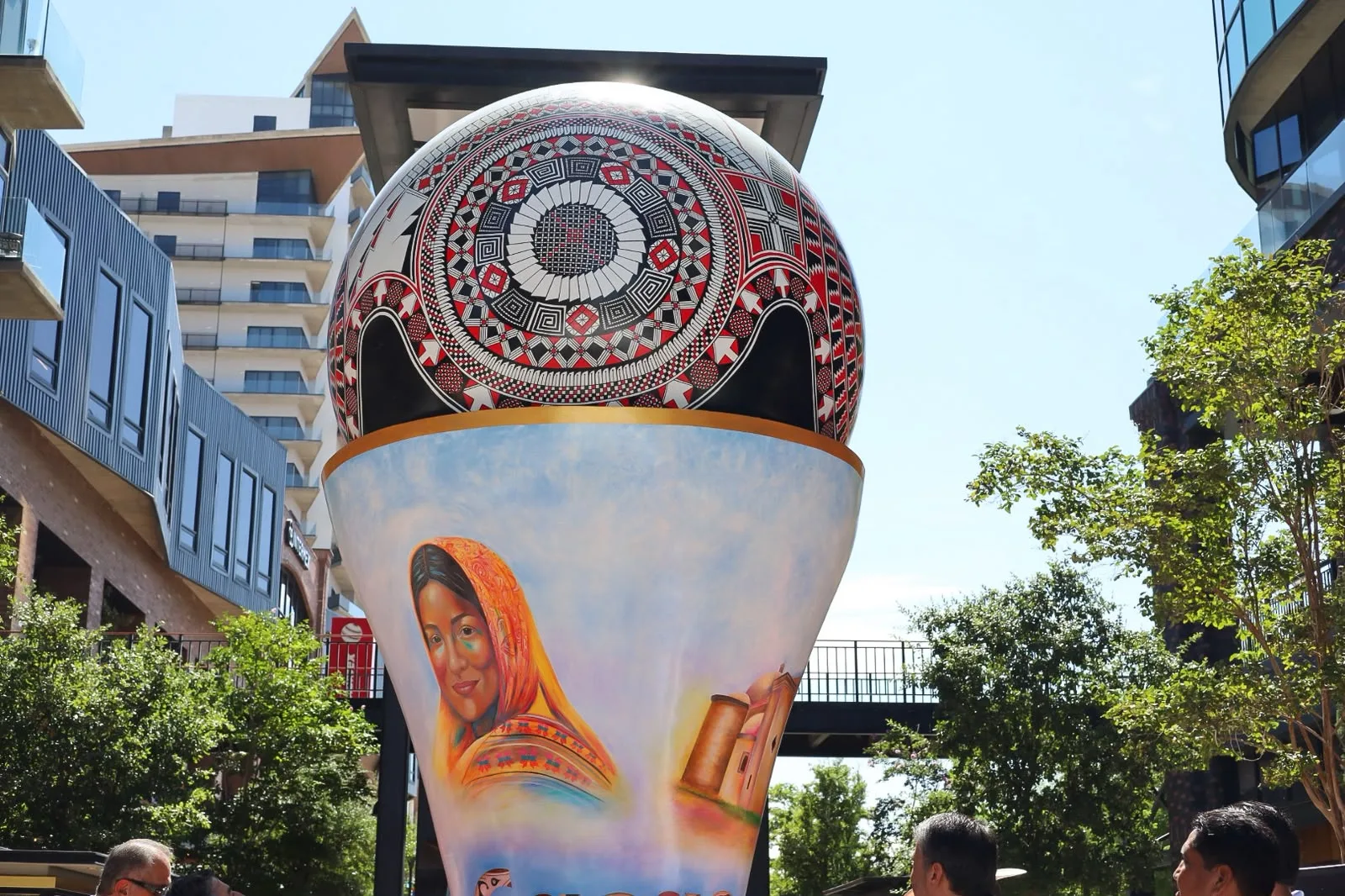 Develan en Chihuahua la esfera monumental “Hilos Mágicos de Chihuahua” - imagen 9