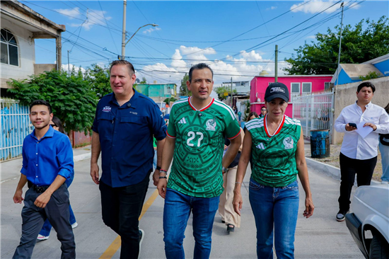 Pavimentan calles en colonia Nuevo Triunfo para mejorar movilidad y seguridad en Chihuahua - imagen 3