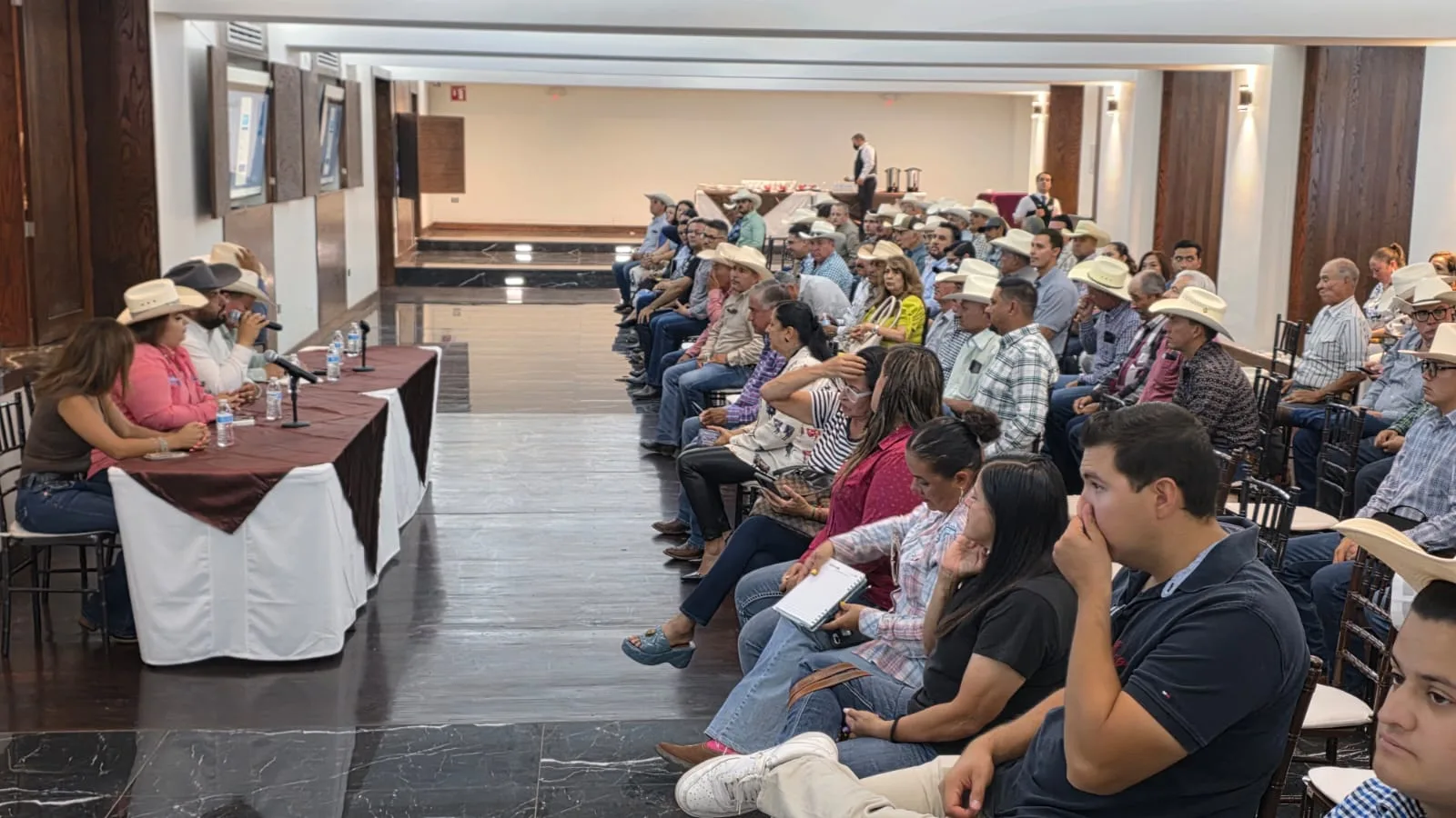Imparten en Parral taller sobre prevención y vigilancia del gusano barrenador del ganado - imagen 4