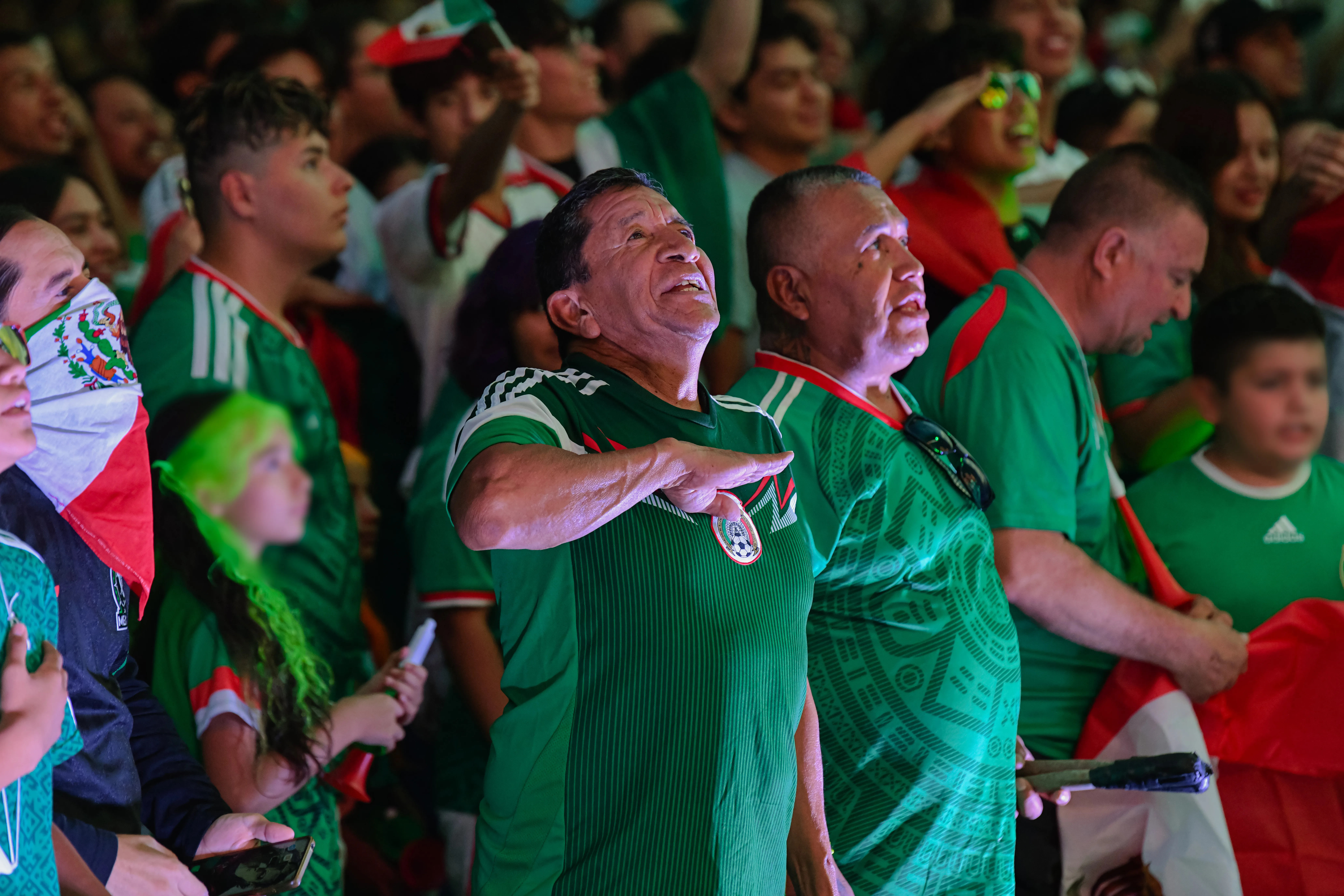 Chihuahuenses ven triunfo de México 2-0 sobre Ecuador en la Fiesta Mundialista 2026 - imagen 9