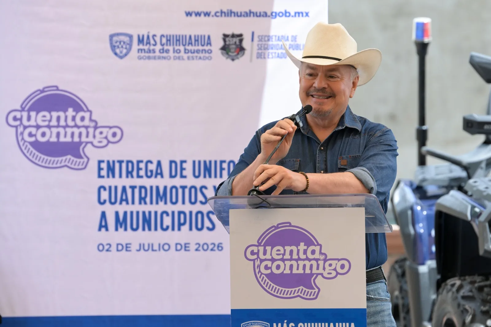 Maru Campos entrega patrullas, cuatrimotos y uniformes a policías de la región de Guachochi - imagen 2