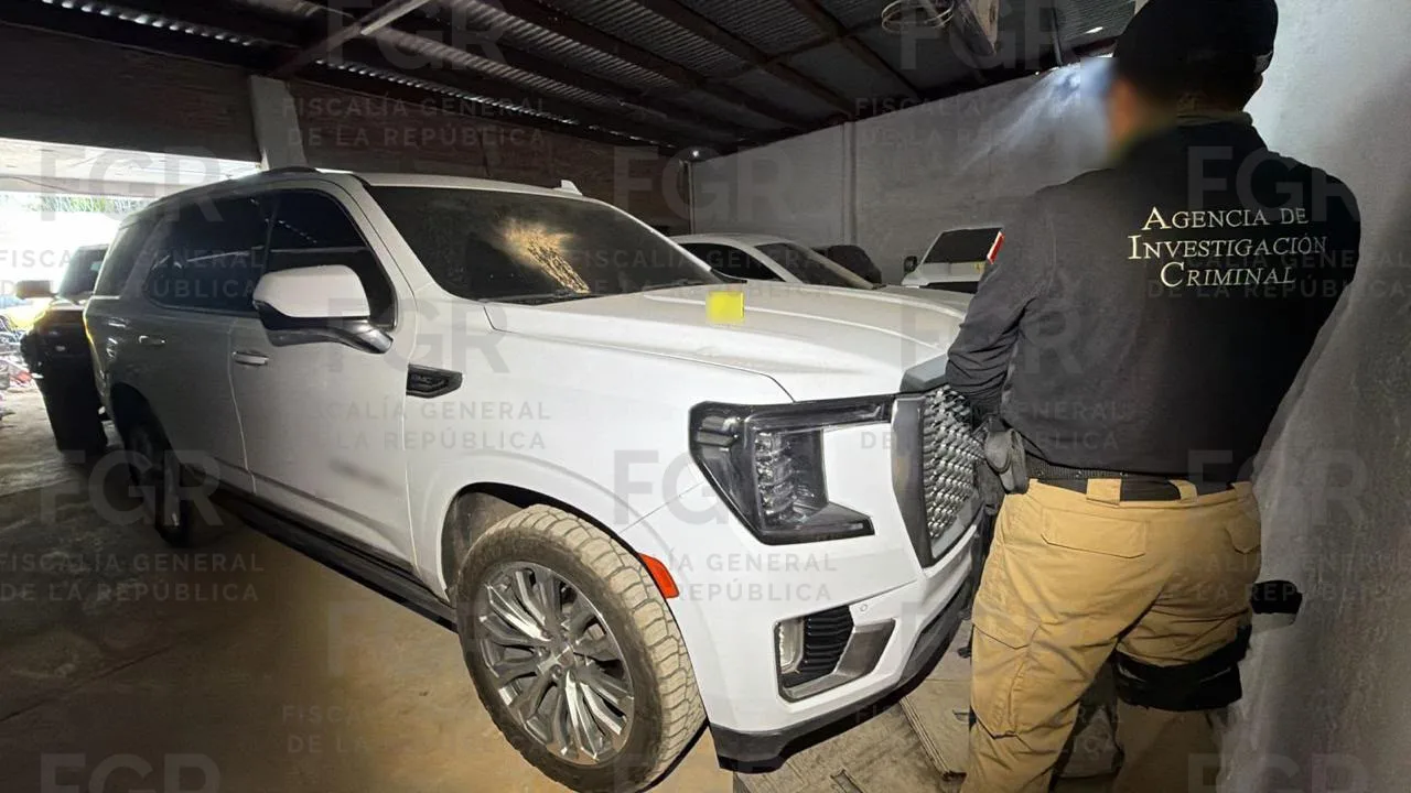 FGR asegura armas y vehículos en cateo en Durango tras denuncia ciudadana - imagen 4