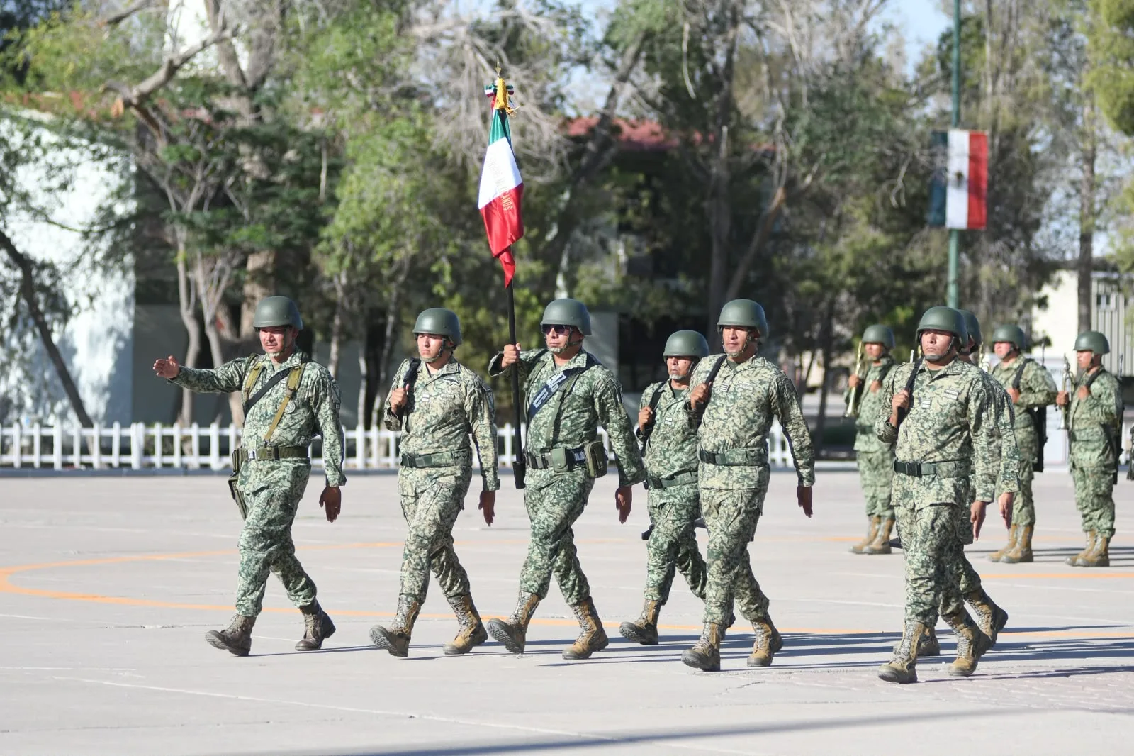 Coronel Leonardo Villalobos asume mando del 9º Regimiento de Caballería Motorizado en Ciudad Juárez - imagen 11