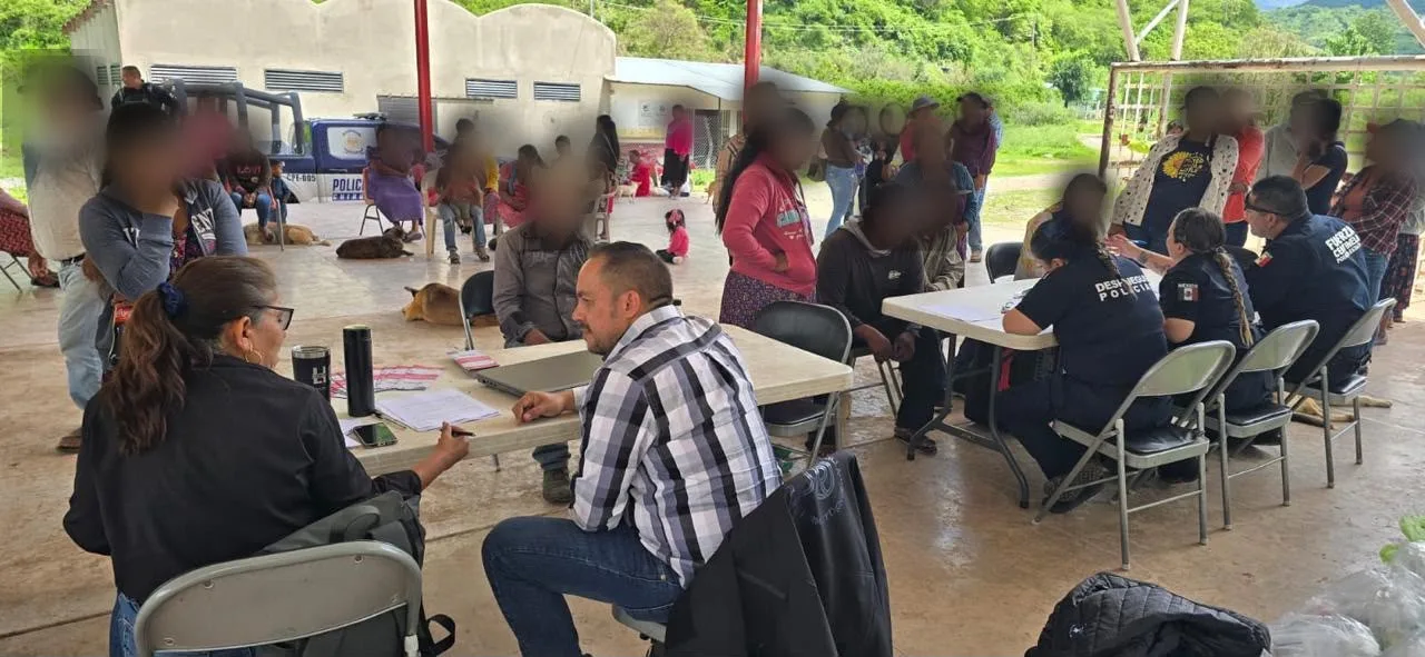 Autoridades de Chihuahua ofrecen atención integral en Cinco Llagas, Guadalupe y Calvo - imagen 3