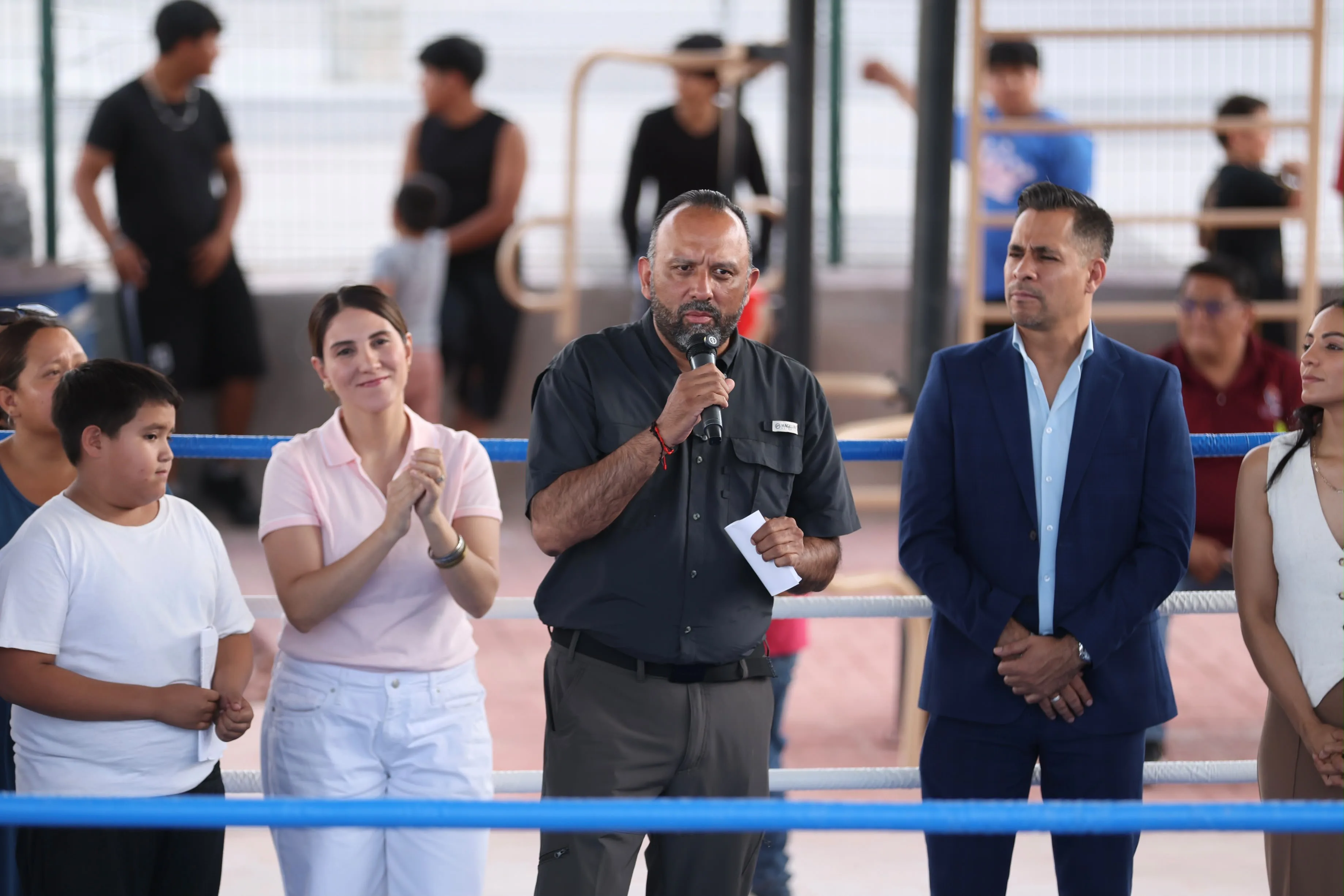 Ciudad Juárez inaugura multideportivo 'De las Calles al Ring' en colonia Juanita Luna con apoyo ciudadano - imagen 8