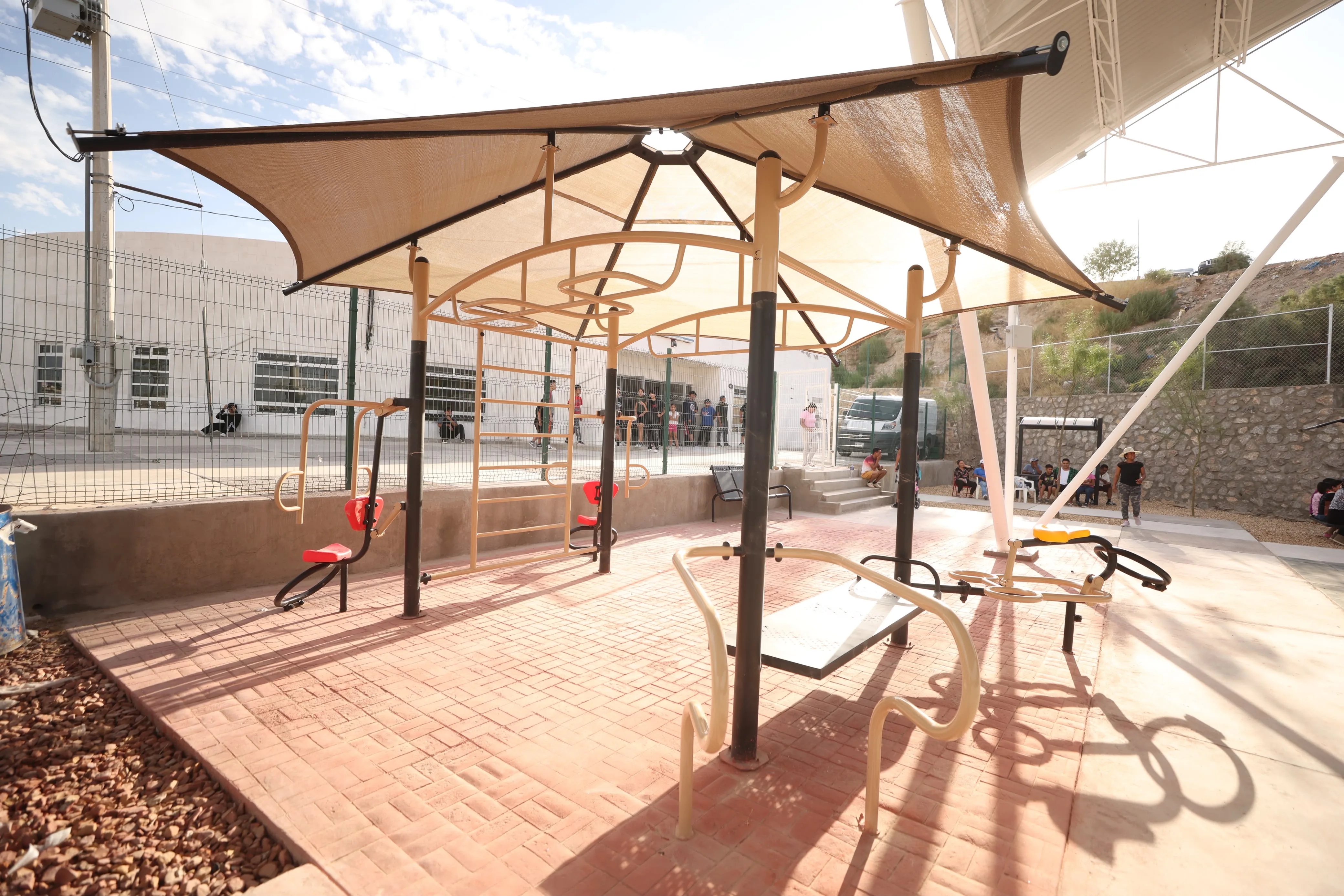 Ciudad Juárez inaugura multideportivo 'De las Calles al Ring' en colonia Juanita Luna con apoyo ciudadano - imagen 9