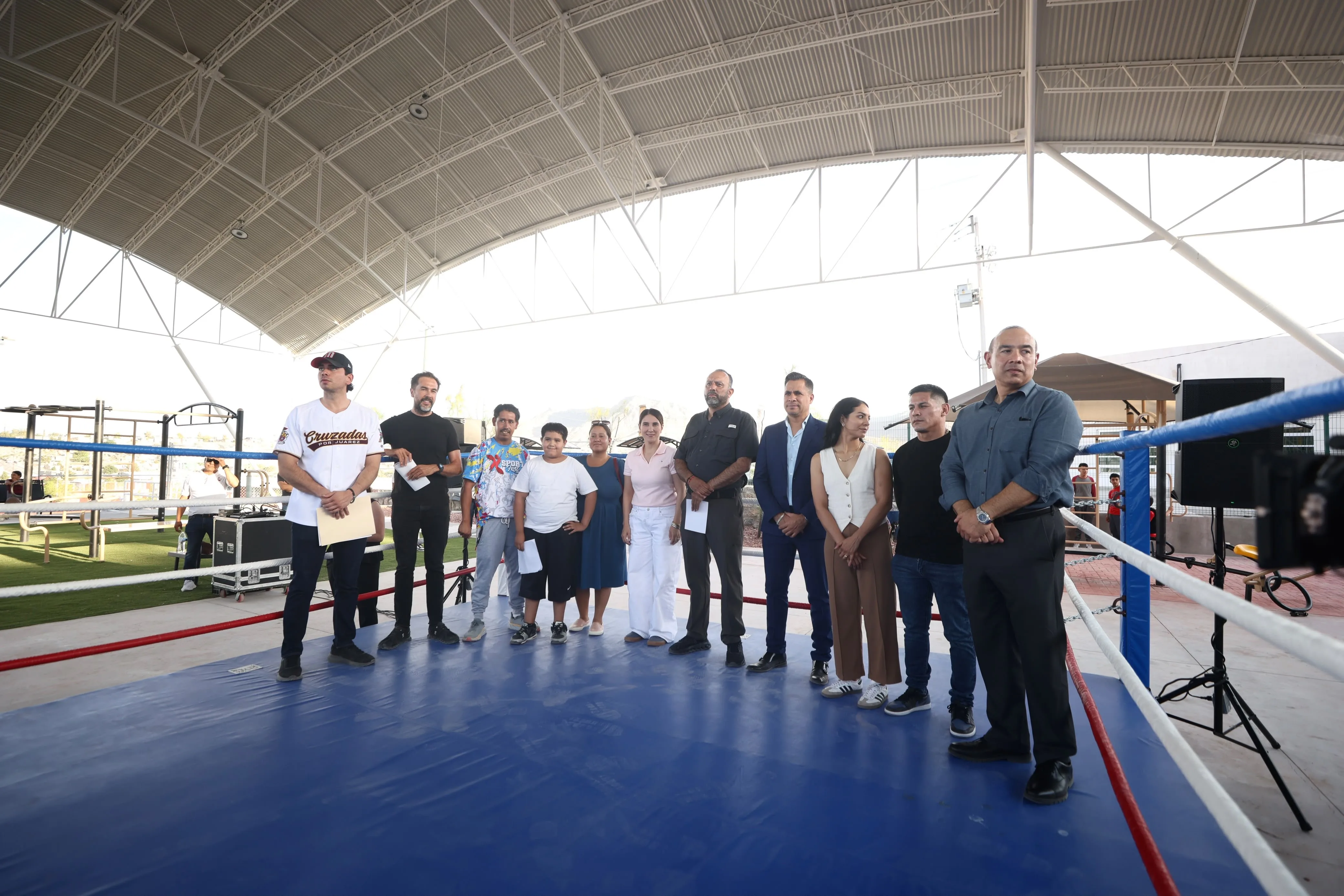 Ciudad Juárez inaugura multideportivo 'De las Calles al Ring' en colonia Juanita Luna con apoyo ciudadano - imagen 14