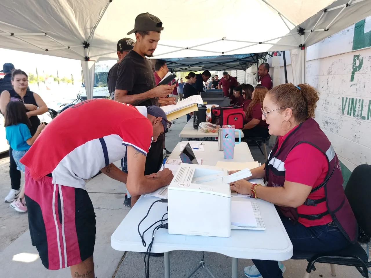 Operadora Municipal de Estacionamientos atiende a 35 personas en jornada de Tesorería Móvil en Juárez - imagen 1