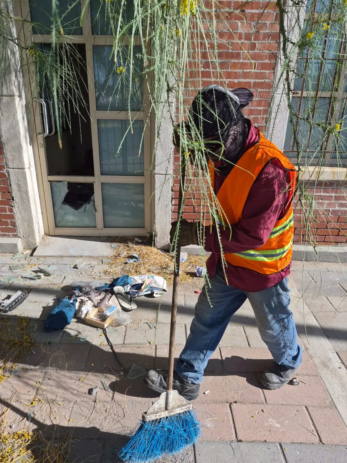 Cuadrillas de limpieza mantienen el Centro Histórico de Ciudad Juárez libre de residuos - imagen 3