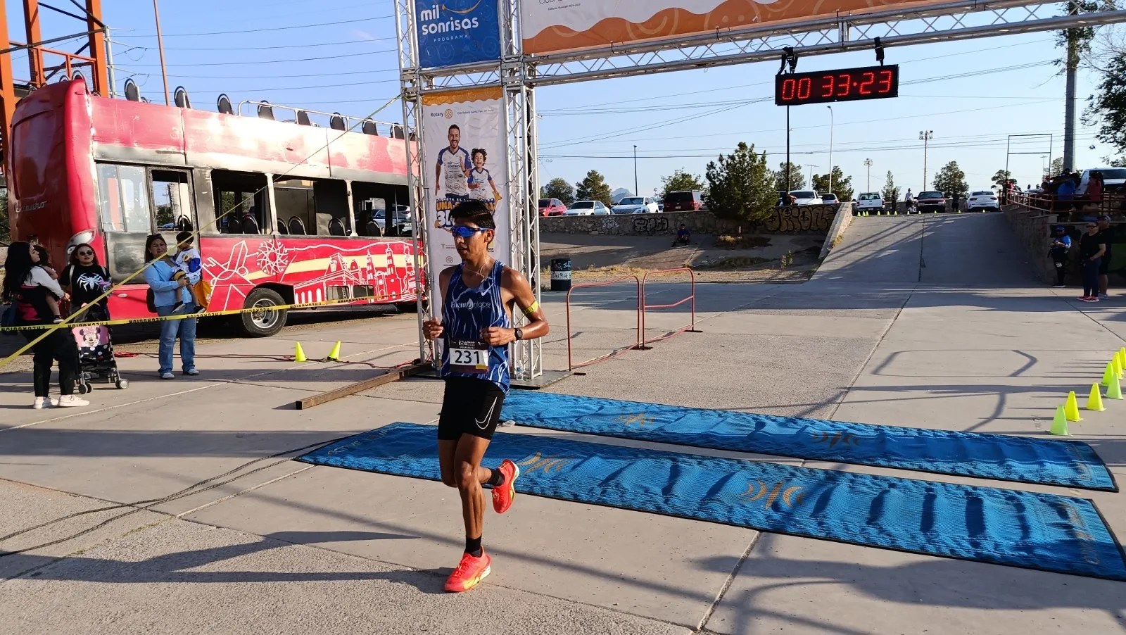 Más de 1,500 corredores compiten en la quinta etapa del Circuito Atlético Pedestre 2026 en Juárez - imagen 6