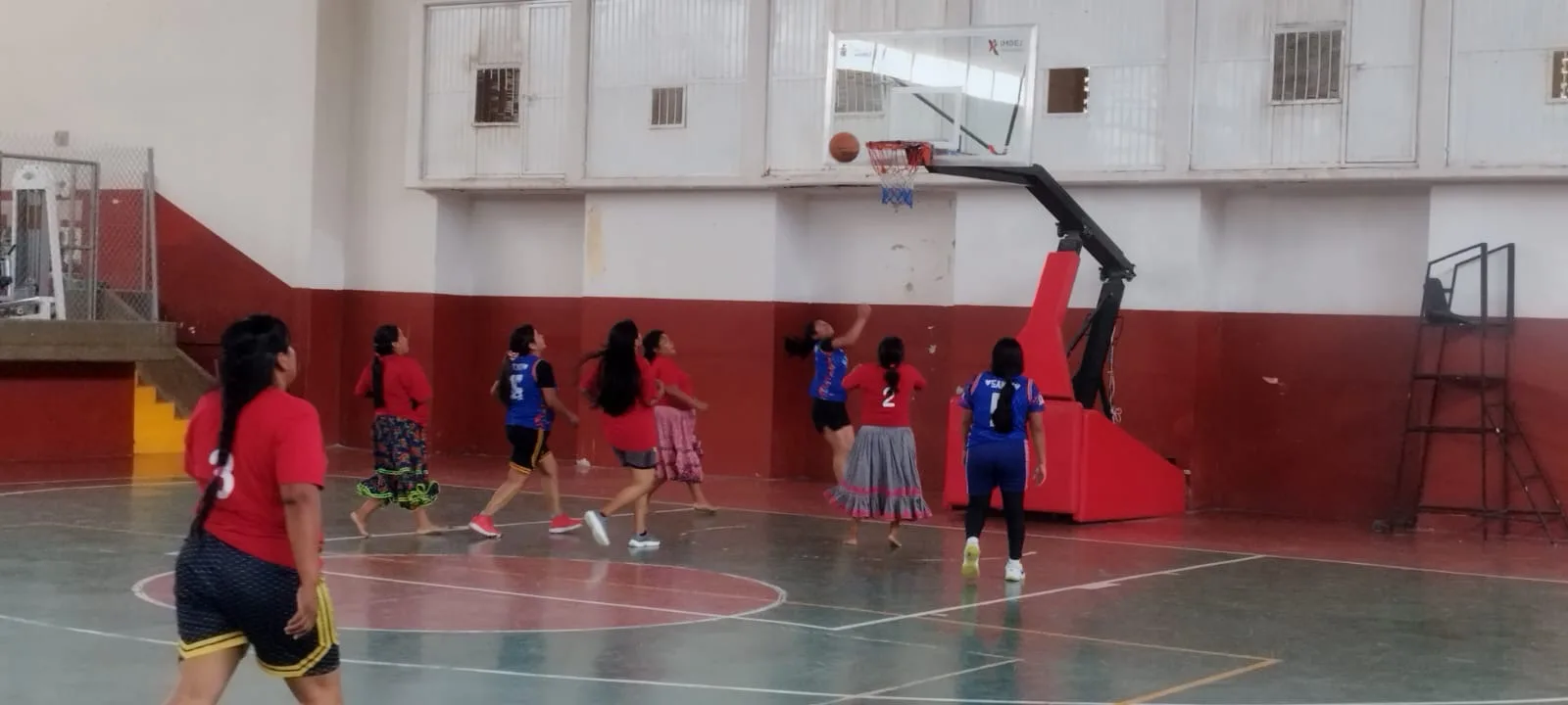 Finaliza el Torneo Municipal de Basquetbol de Pueblos Originarios en Chihuahua con equipos de diversas comunidades - imagen 5