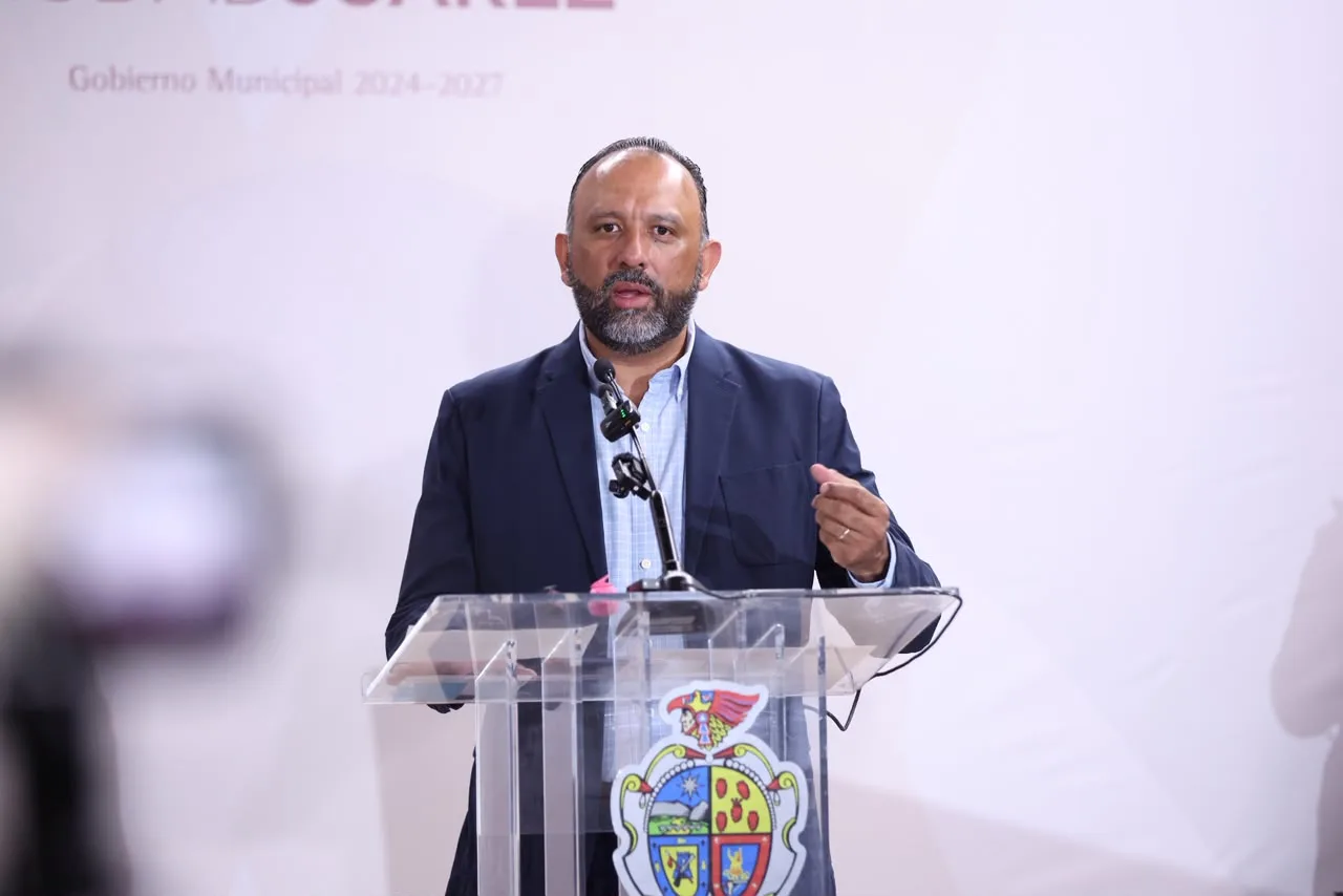 Alcalde de Juárez urge a JMAS garantizar acceso al agua en zonas irregulares como Los Kilómetros