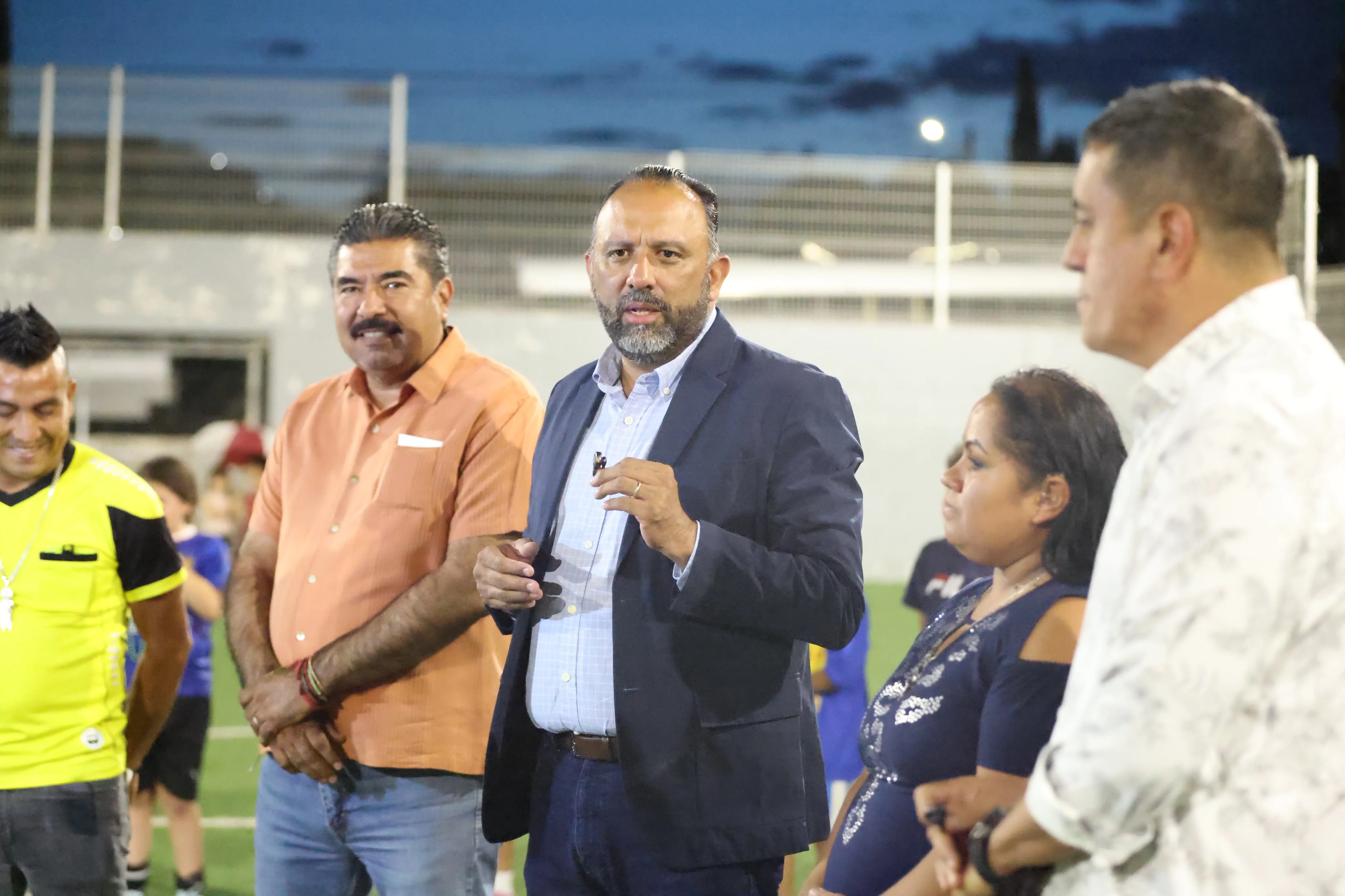 Rehabilitan iluminación y espacios en parque de la colonia División del Norte en Juárez - imagen 9