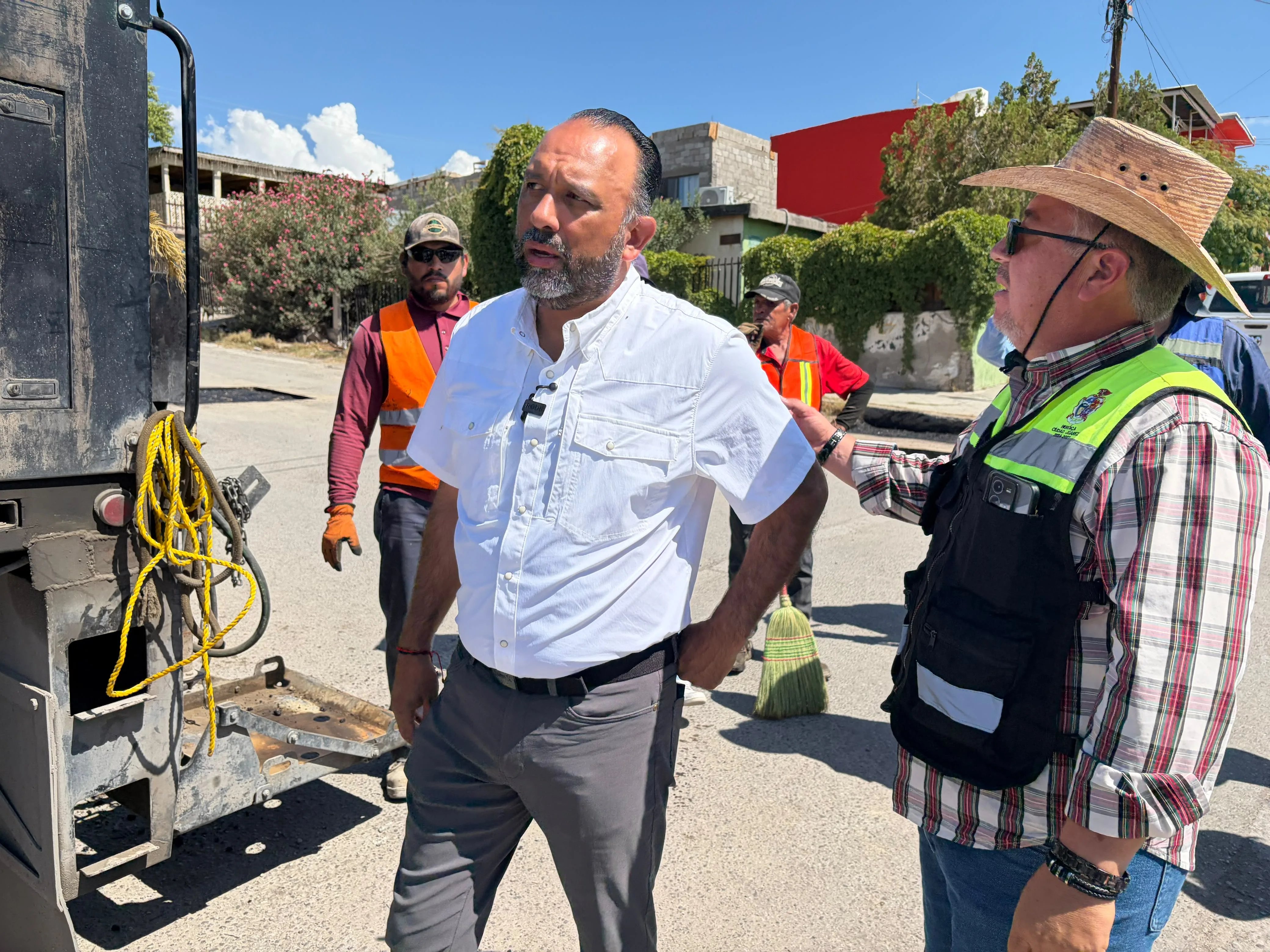 Avanza programa de bacheo en la colonia Galeana con supervisión municipal - imagen 6