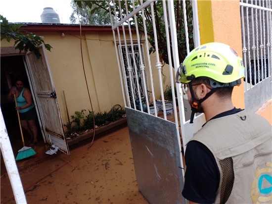 Lluvias en Chihuahua generan inundaciones y rescates; autoridades atienden emergencias - imagen 2