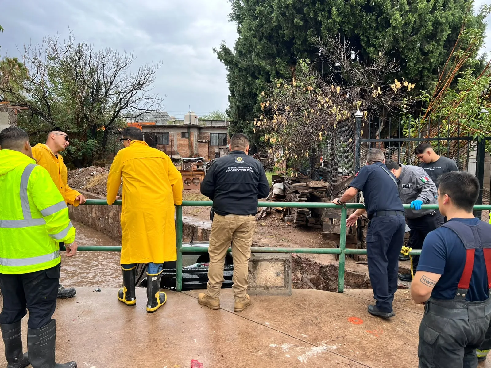 Protección Civil advierte sobre riesgos de cruzar arroyos y calles inundadas en Chihuahua por lluvias intensas - imagen 2