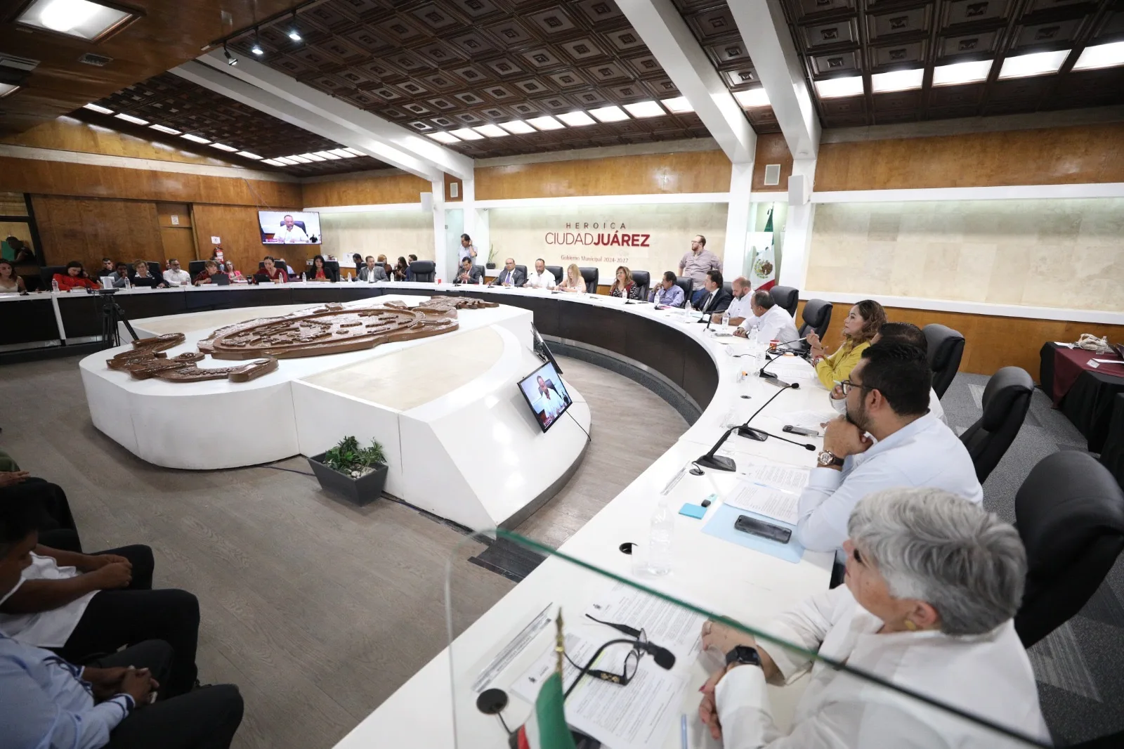 Cabildo de Juárez aprueba acuerdos para inclusión, movilidad y energía limpia en el municipio - imagen 11