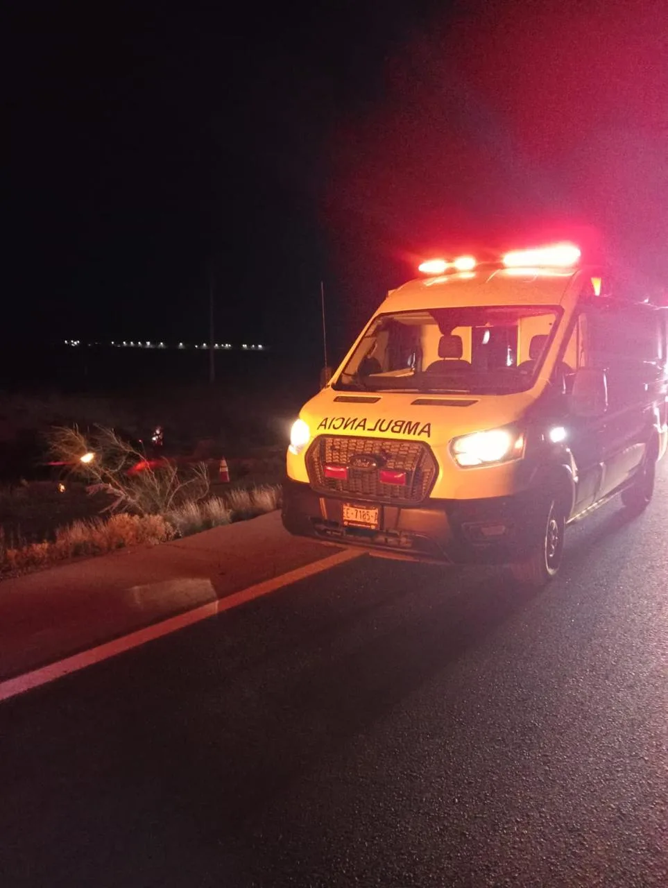 Volcadura en carretera Juárez-Ahumada deja un menor fallecido y moviliza a bomberos en 29 incidentes - imagen 1