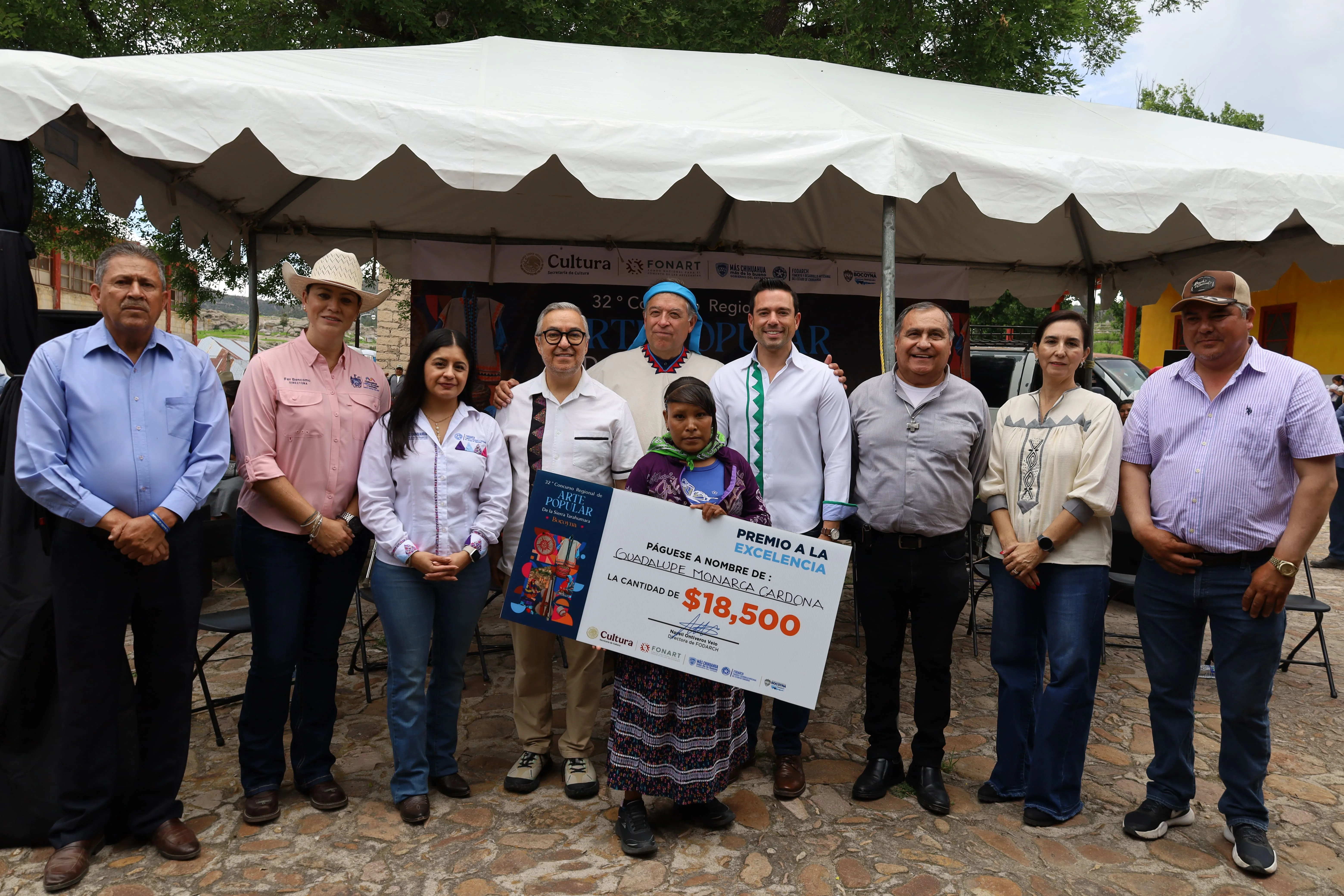 Premian a artesanos rarámuri en el 32 Concurso Regional de Arte Popular de la Sierra Tarahumara - imagen 2