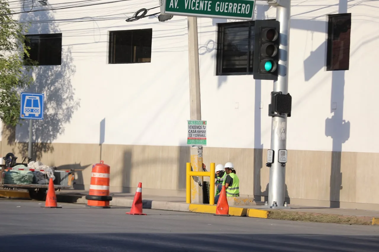 Ciudad Juárez inicia modernización de semáforos con inteligencia artificial para mejorar movilidad - imagen 2