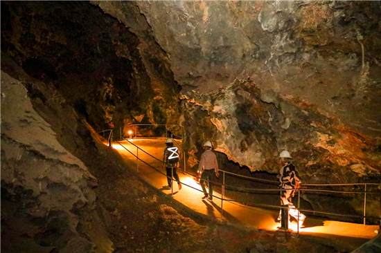 Descubre las Grutas Nombre de Dios en Chihuahua: naturaleza y aventura a 20 minutos del centro - imagen 1
