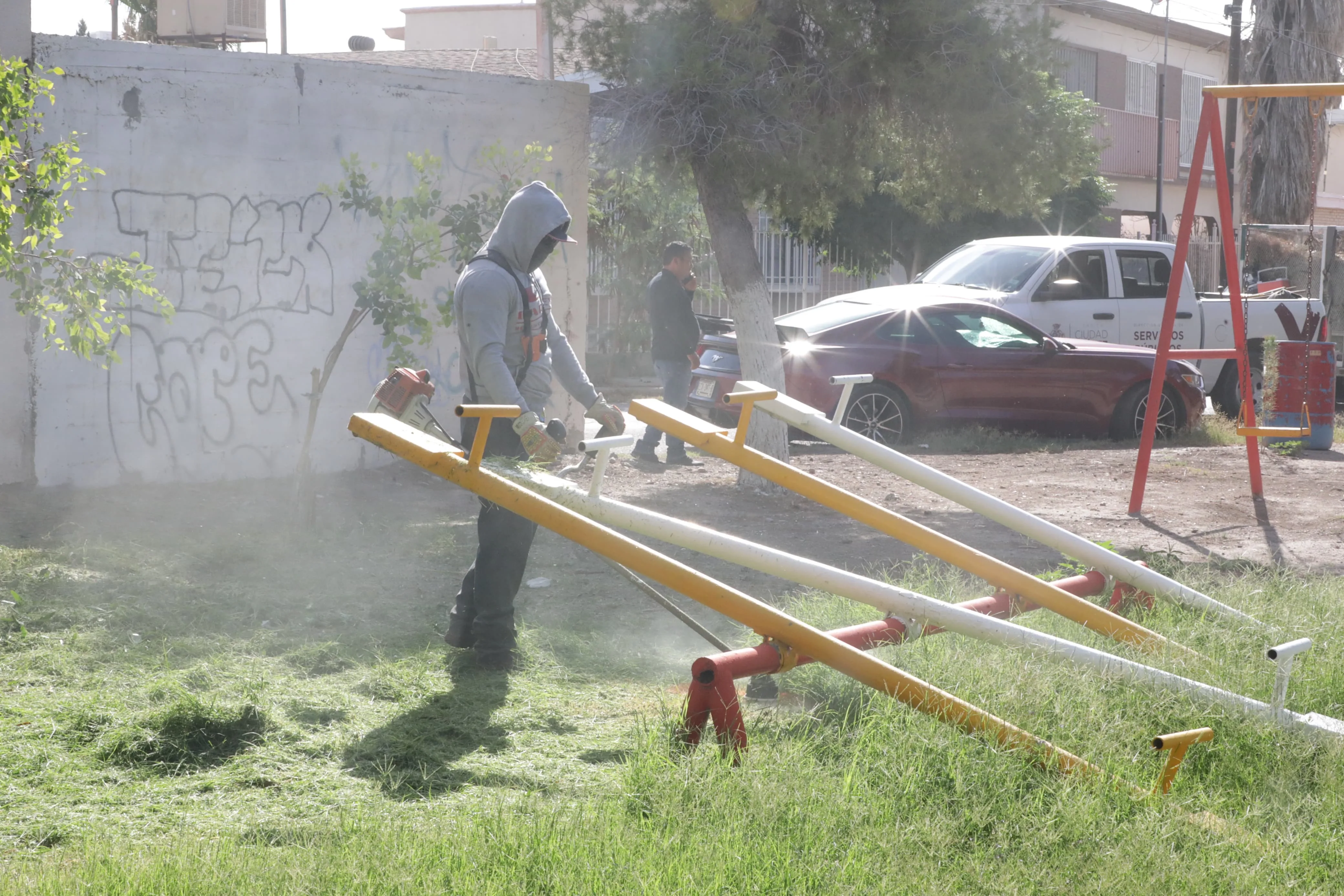 Limpian y mantienen parque en fraccionamiento Monumental de Ciudad Juárez - imagen 7