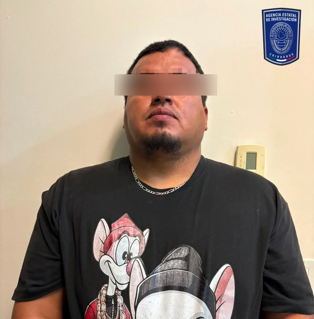 Detienen en Ciudad Juárez a tres hombres por posesión de drogas y vehículo robado - imagen 2