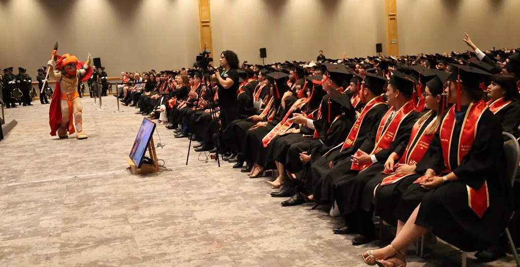 Graduación de 669 estudiantes en la Universidad Tecnológica de Chihuahua en 2026 - imagen 1