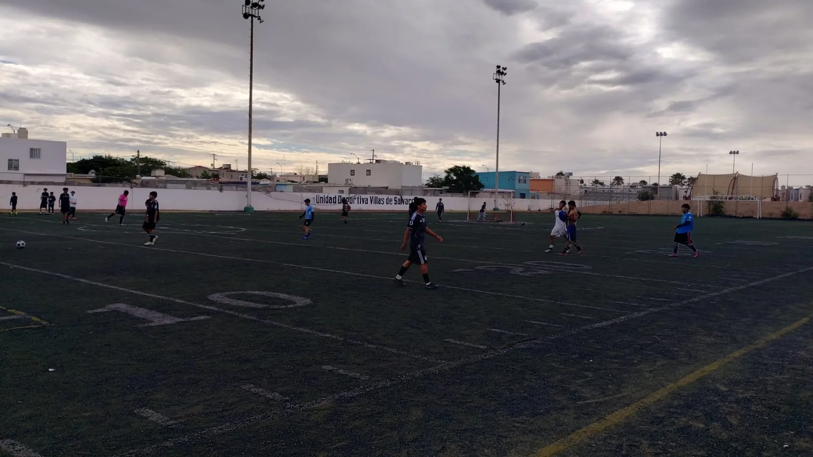 Juventud de Villas de Salvárcar participa en torneo de futbol 7 por la paz en Juárez - imagen 1