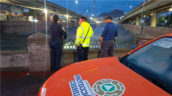Gobierno de Chihuahua realiza recorridos preventivos por lluvias y atiende incidentes en la ciudad - imagen 4
