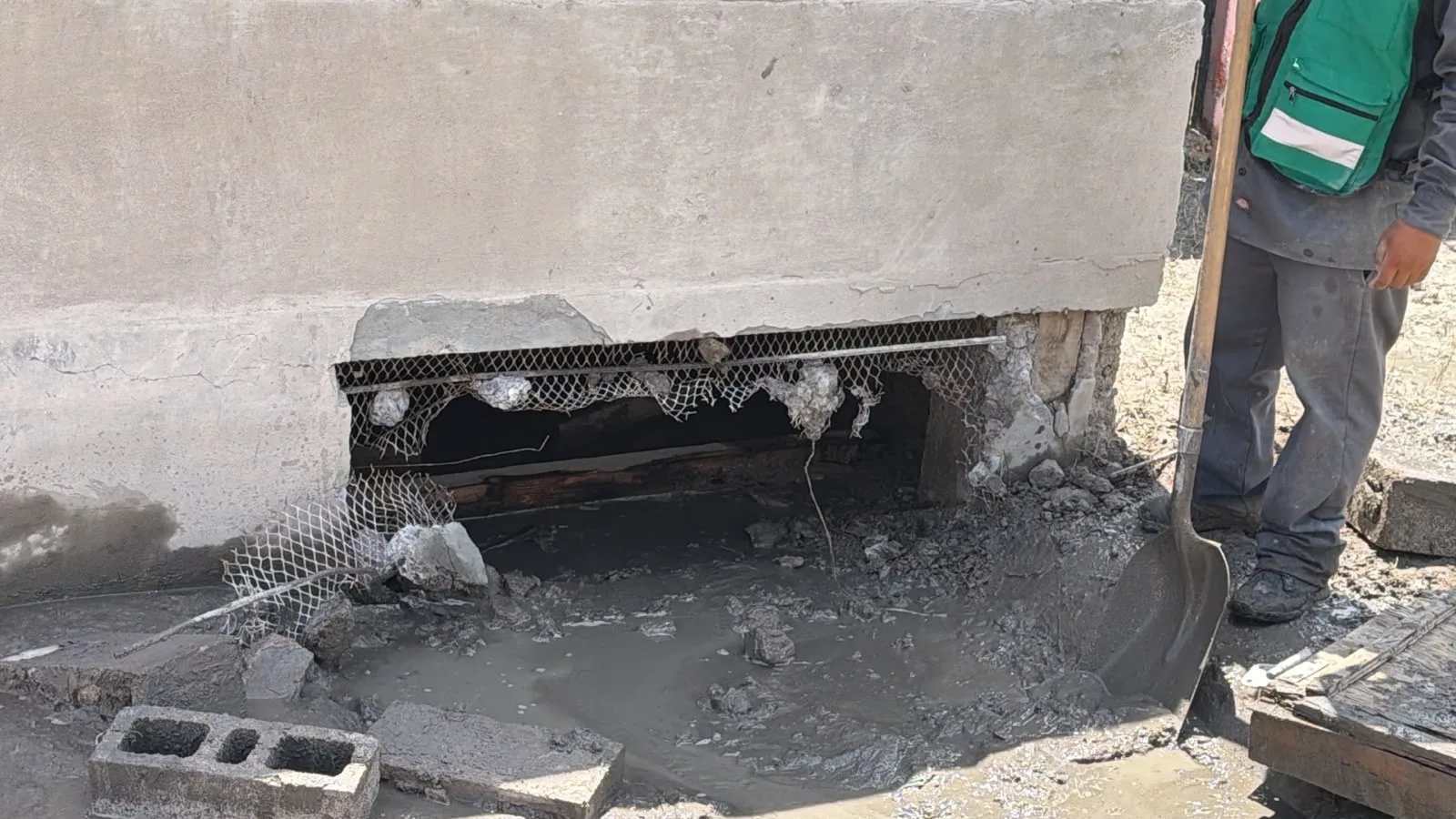 Municipio libera cauce obstruido en arroyo de colonia Mariano Escobedo para prevenir inundaciones - imagen 4