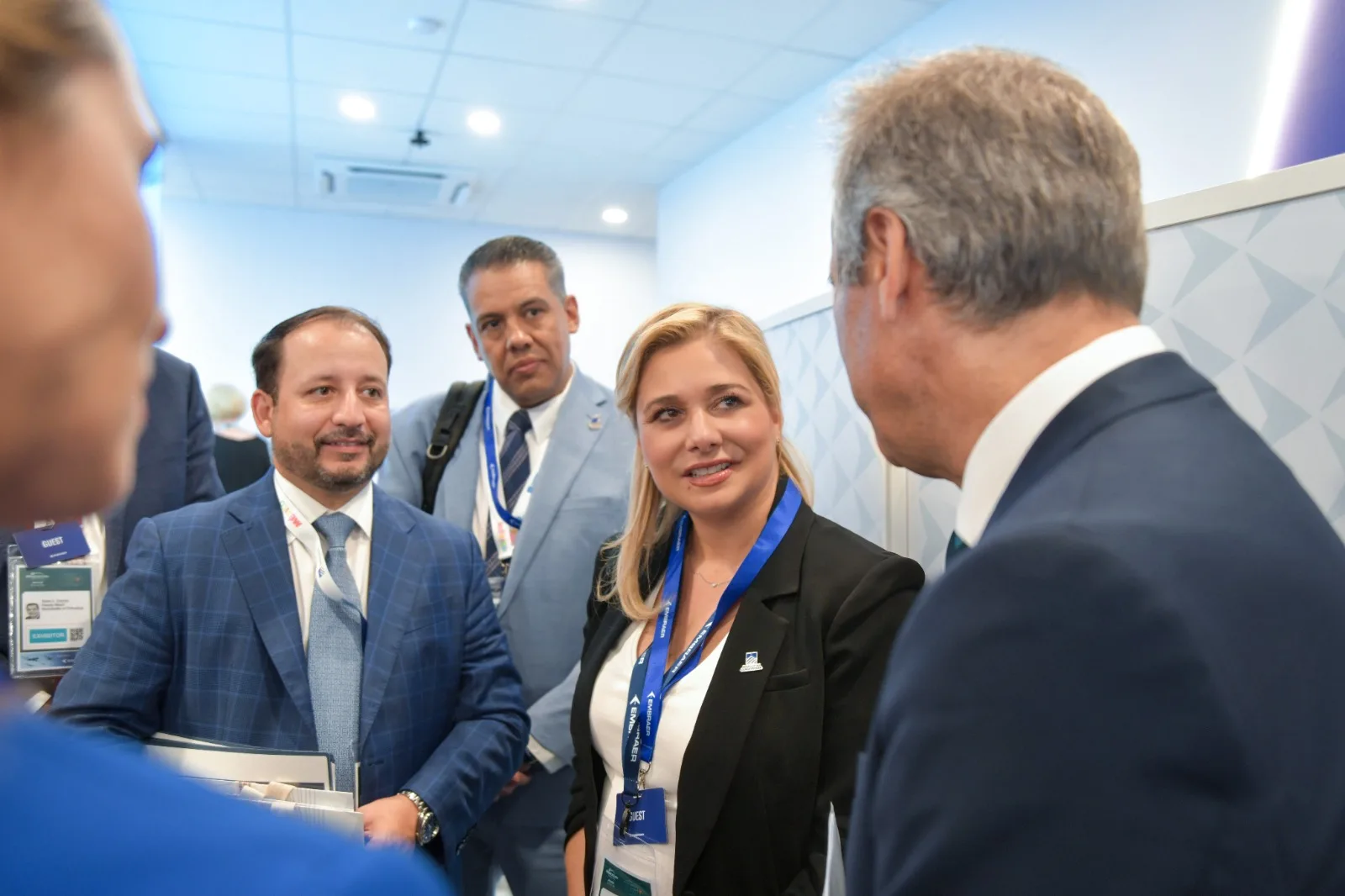 Maru Campos impulsa desarrollo de Embraer en Chihuahua durante Feria Aeroespacial Farnborough 2026 - imagen 4