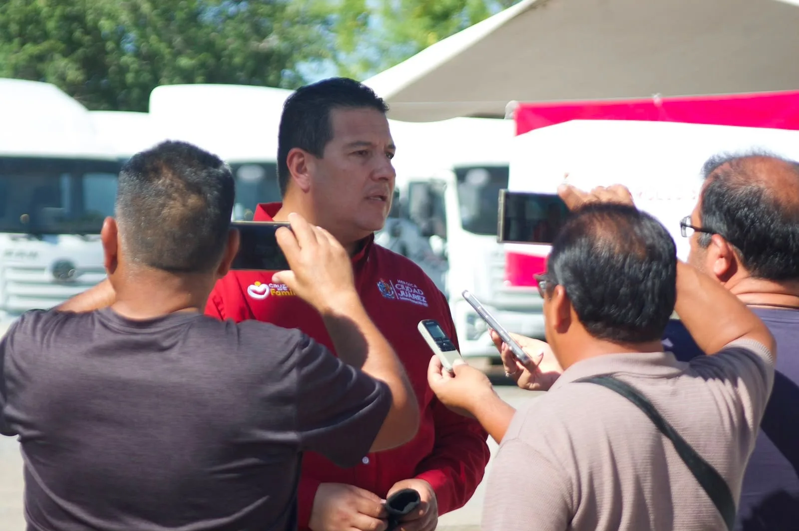 Desarrollo Social entrega impermeabilizantes a 200 familias del suroriente de la ciudad - imagen 2
