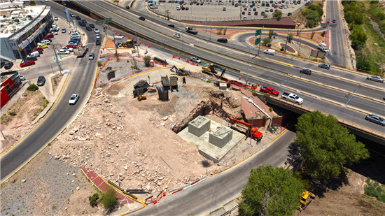 Avanza construcción de Gaza de Incorporación en periférico de la Juventud en Chihuahua - imagen 1