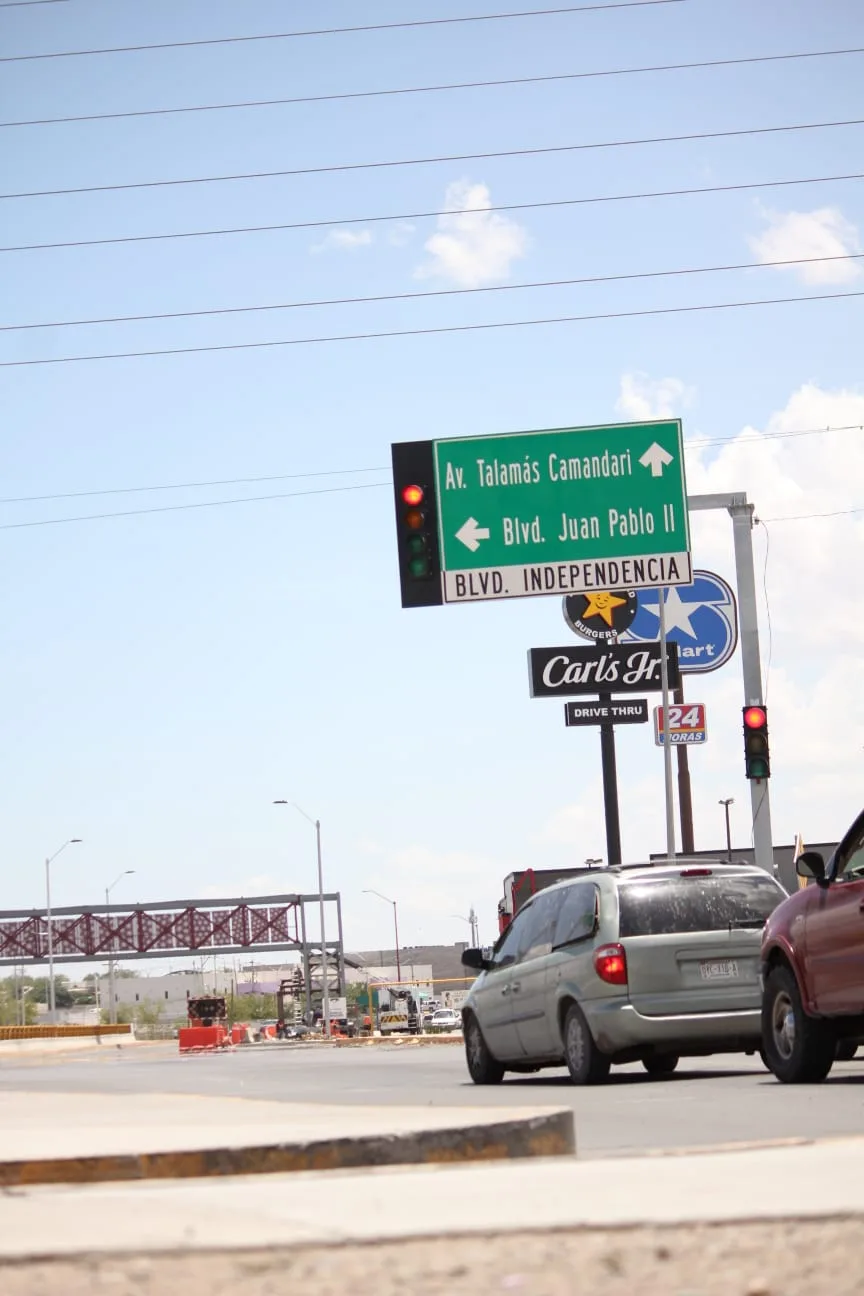 Cierre parcial de vialidades en bulevar Manuel Talamás Camandari por trabajos en puente peatonal - imagen 1