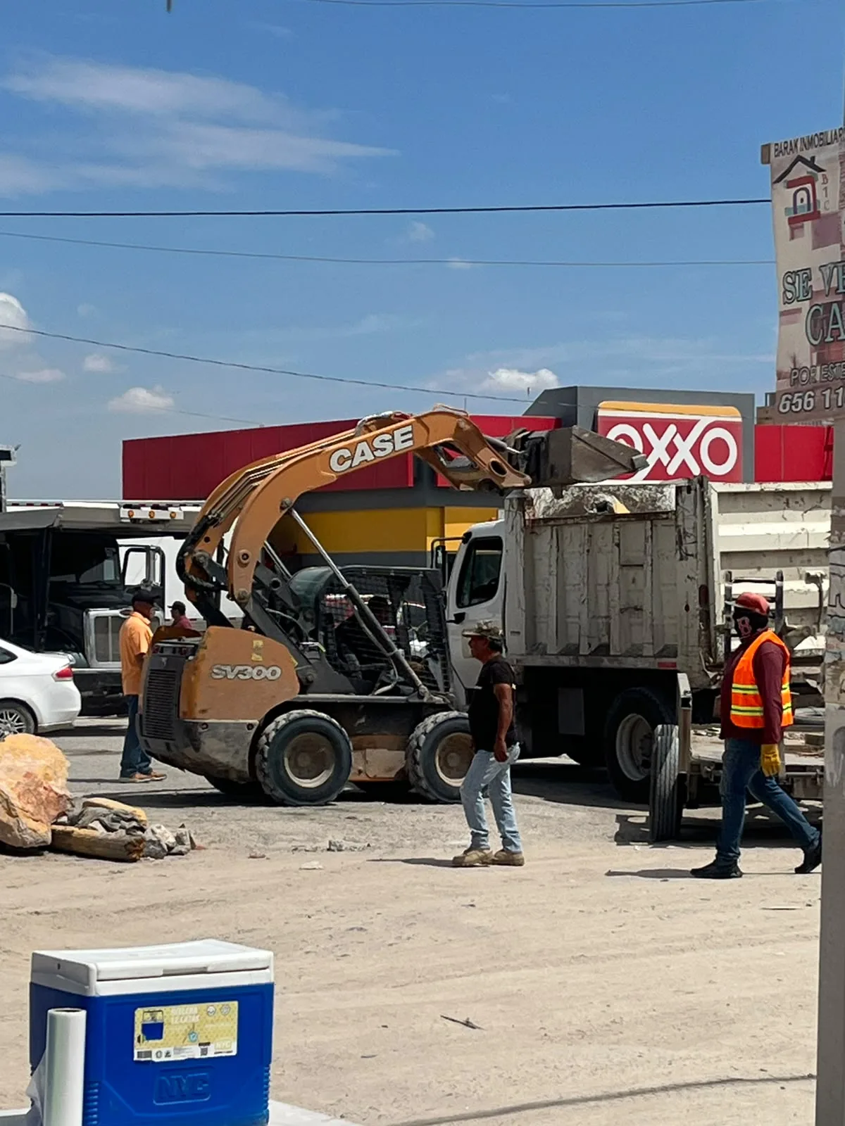 Avanza limpieza y regulación comercial en Riberas del Bravo IX, Juárez - imagen 7