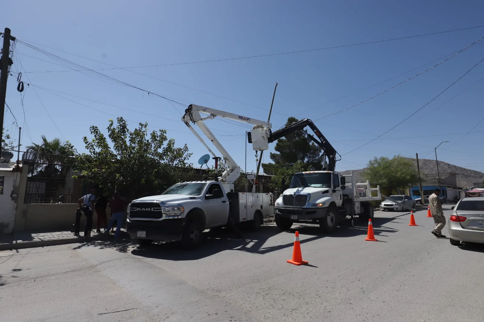 Rehabilitan alumbrado público en calle Chiapas para mejorar seguridad en Juárez - imagen 2