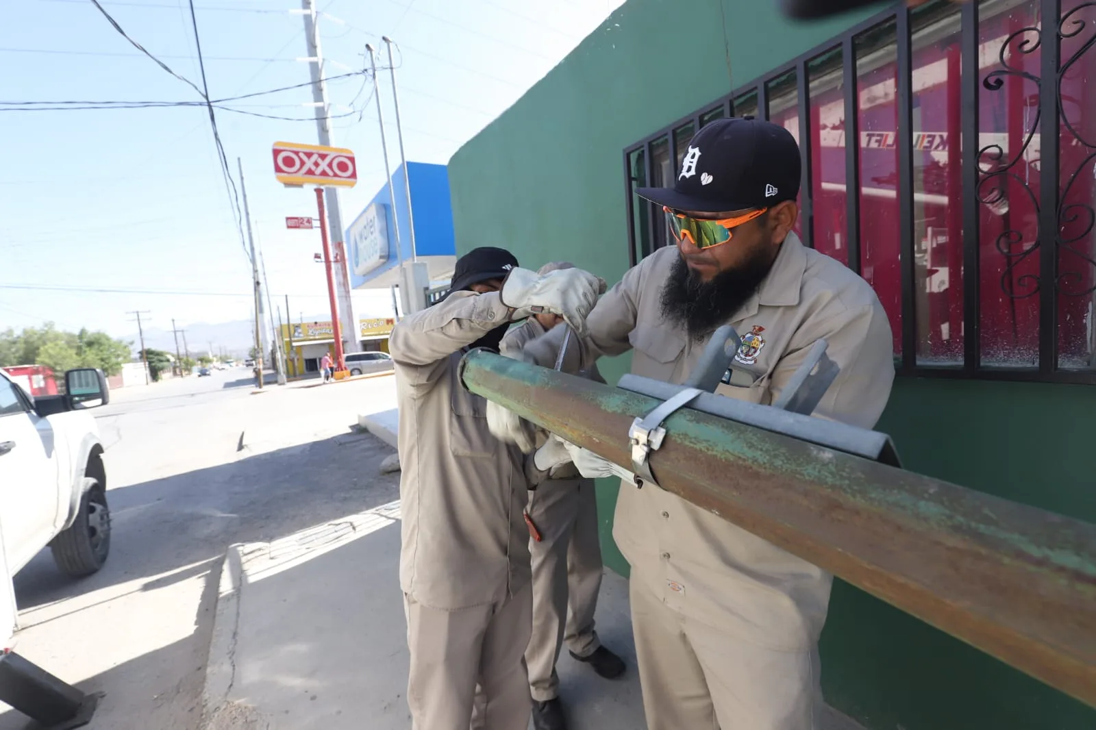 Rehabilitan alumbrado público en calle Chiapas para mejorar seguridad en Juárez - imagen 8