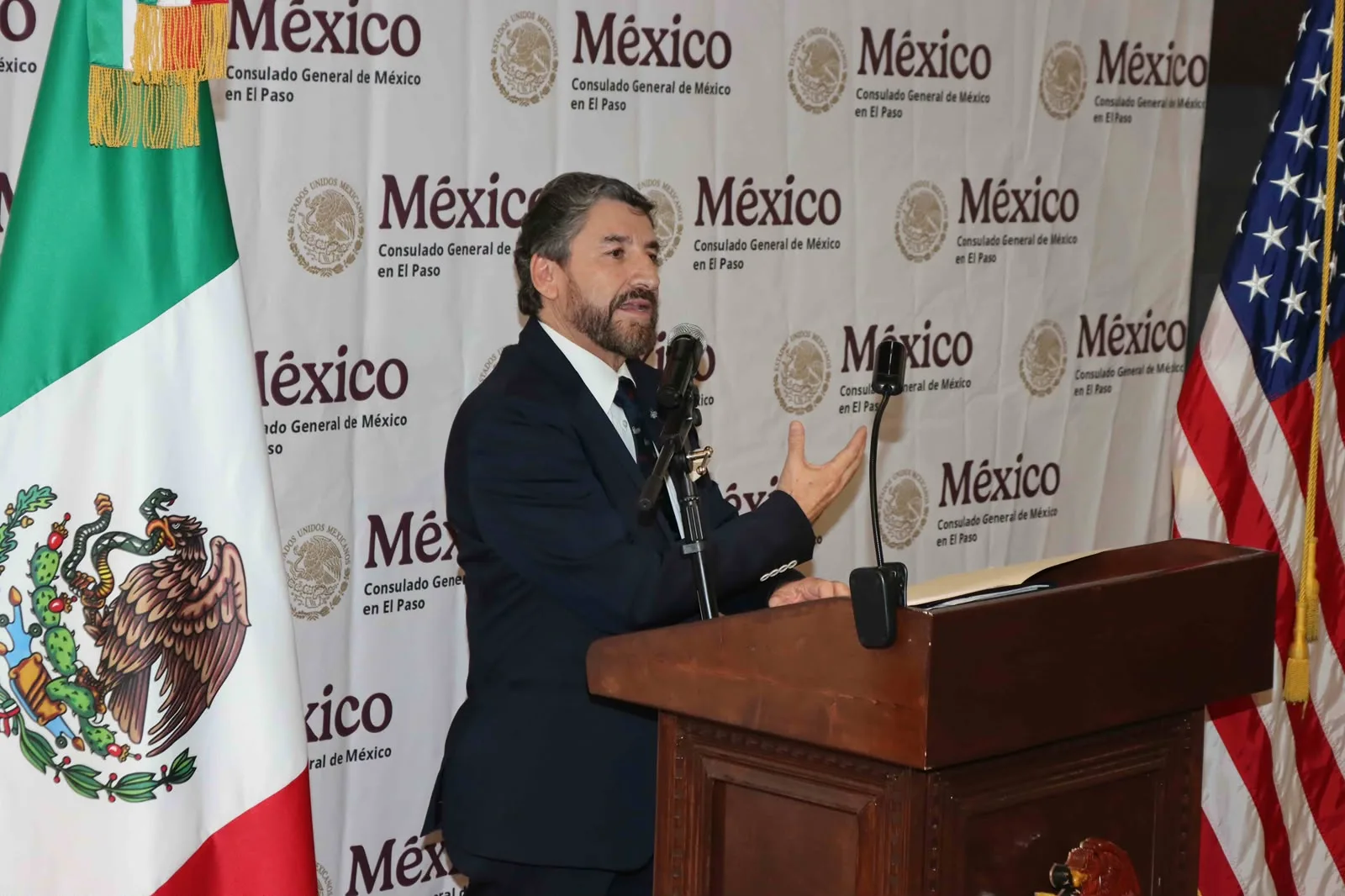 Instalan esfera monumental de cerámica Mata Ortiz en Consulado de México en El Paso - imagen 3